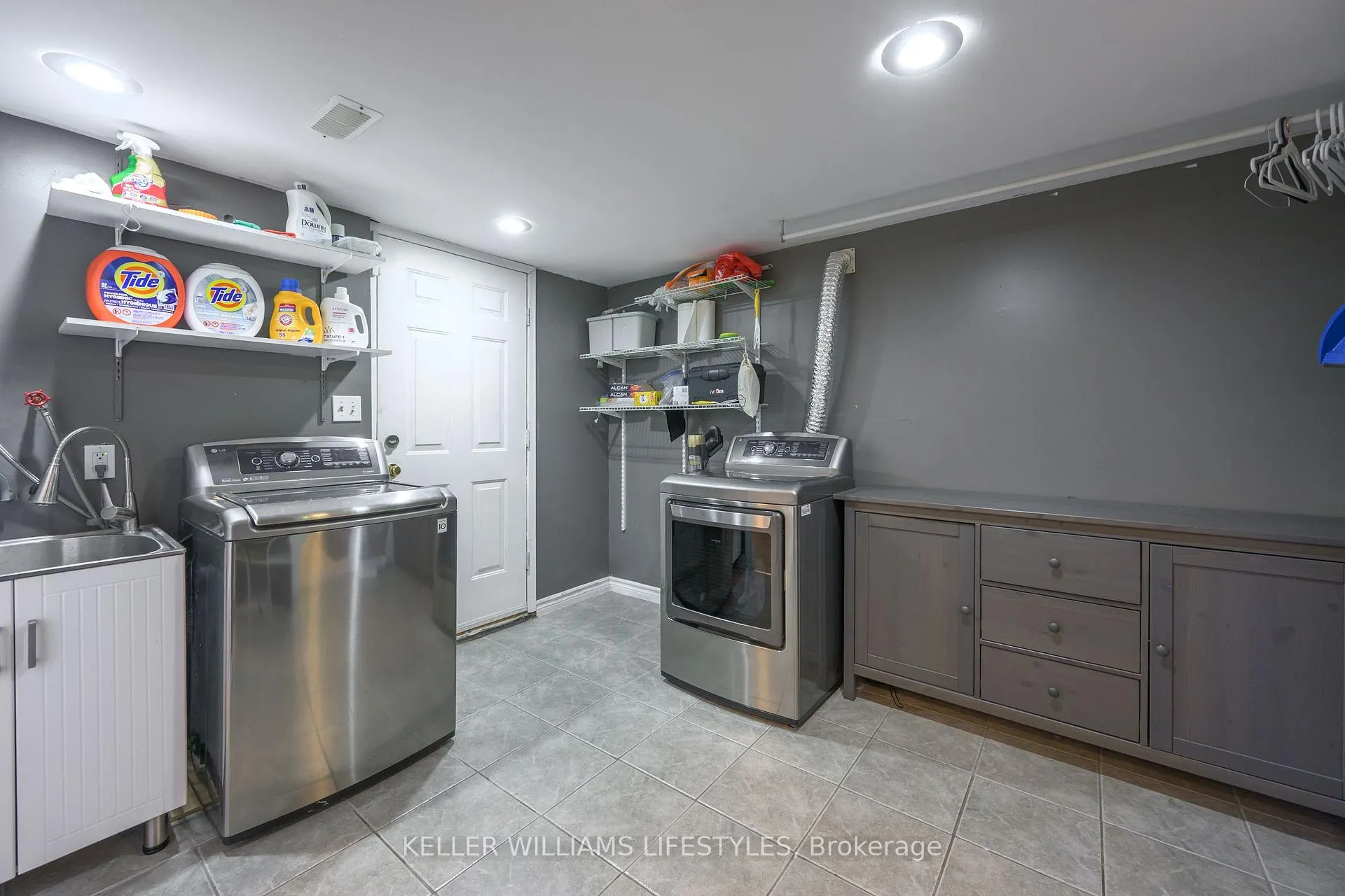 Photo 20 of 3 Baffin Place, London, East I — HOMEH