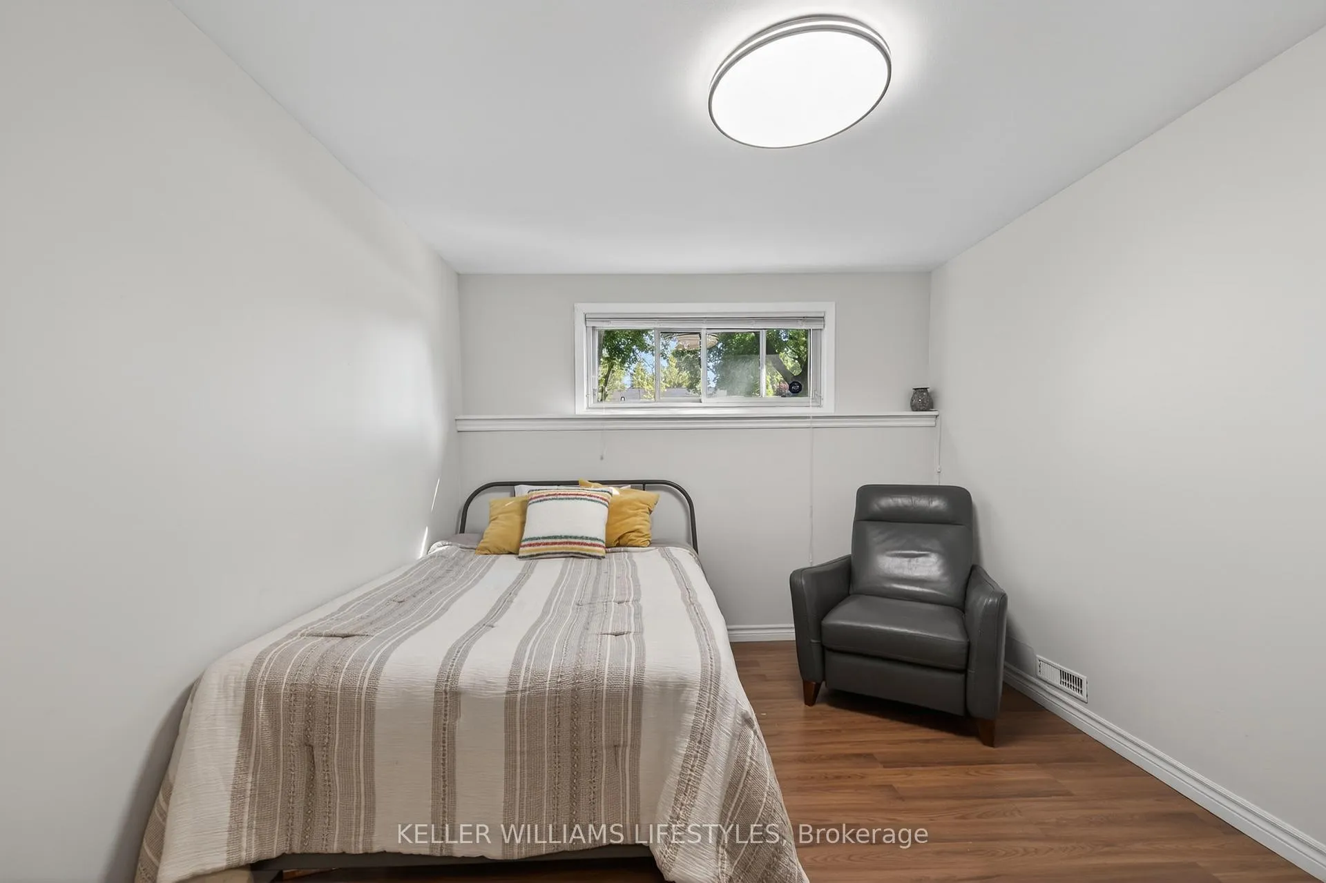 Photo 23 of 3 Baffin Place, London, East I — HOMEH