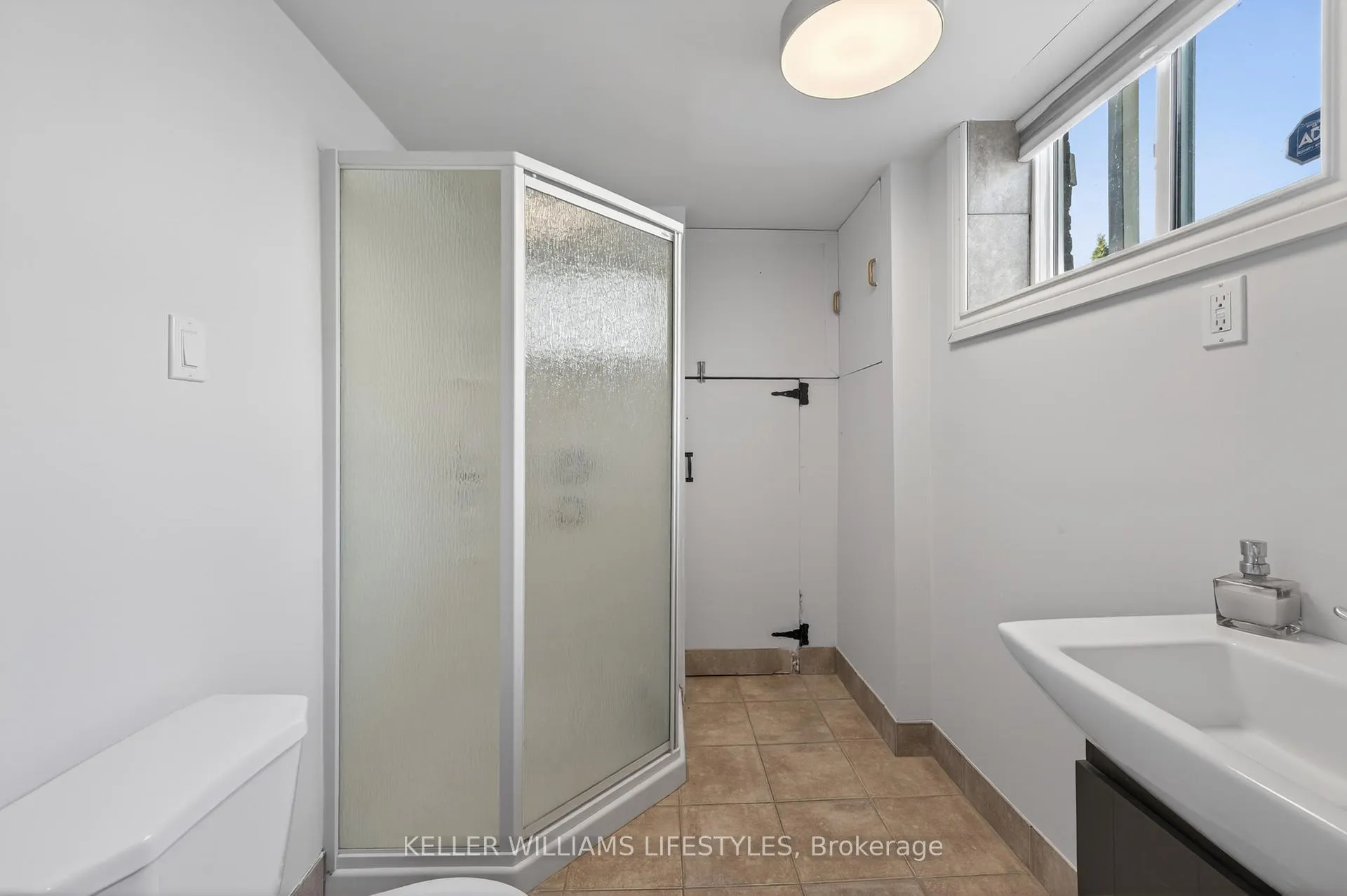 Photo 25 of 3 Baffin Place, London, East I — HOMEH
