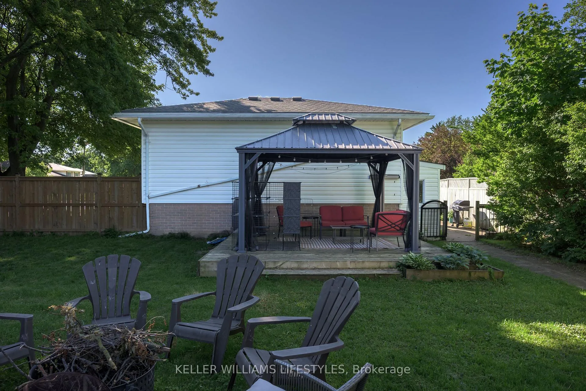 Photo 34 of 3 Baffin Place, London, East I — HOMEH