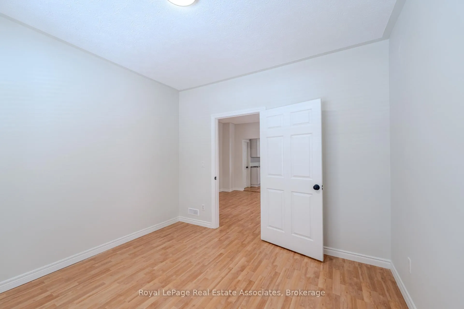 Photo 11 of Unit 1, 157 William Street, Brantford — HOMEH