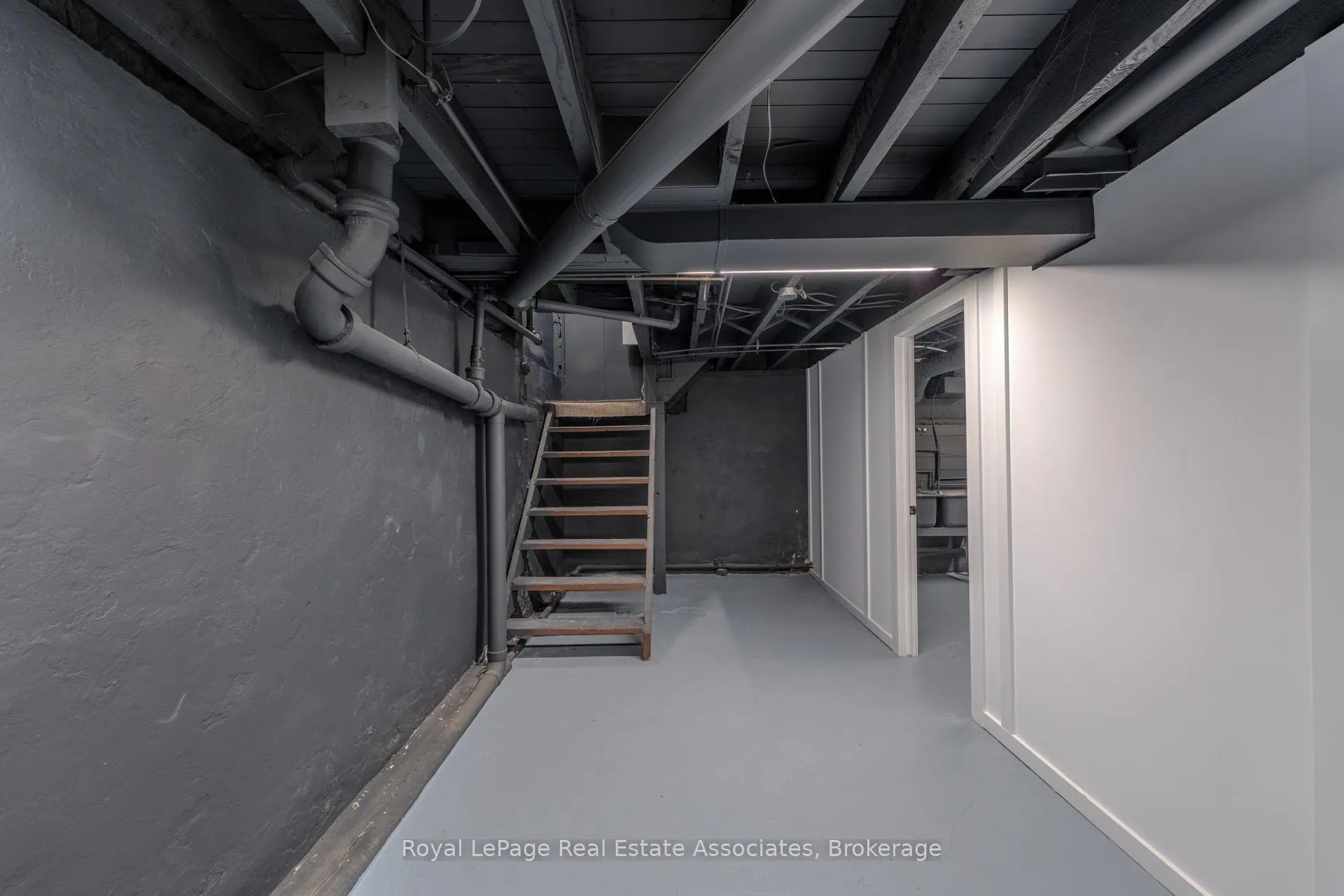 Photo 27 of Unit 1, 157 William Street, Brantford — HOMEH