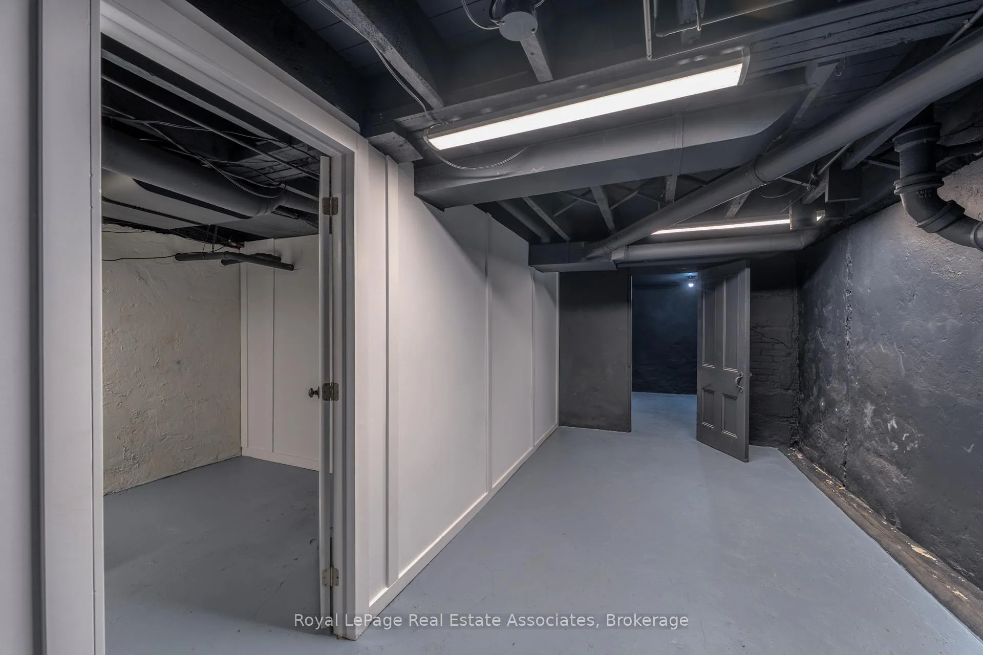 Photo 30 of Unit 1, 157 William Street, Brantford — HOMEH