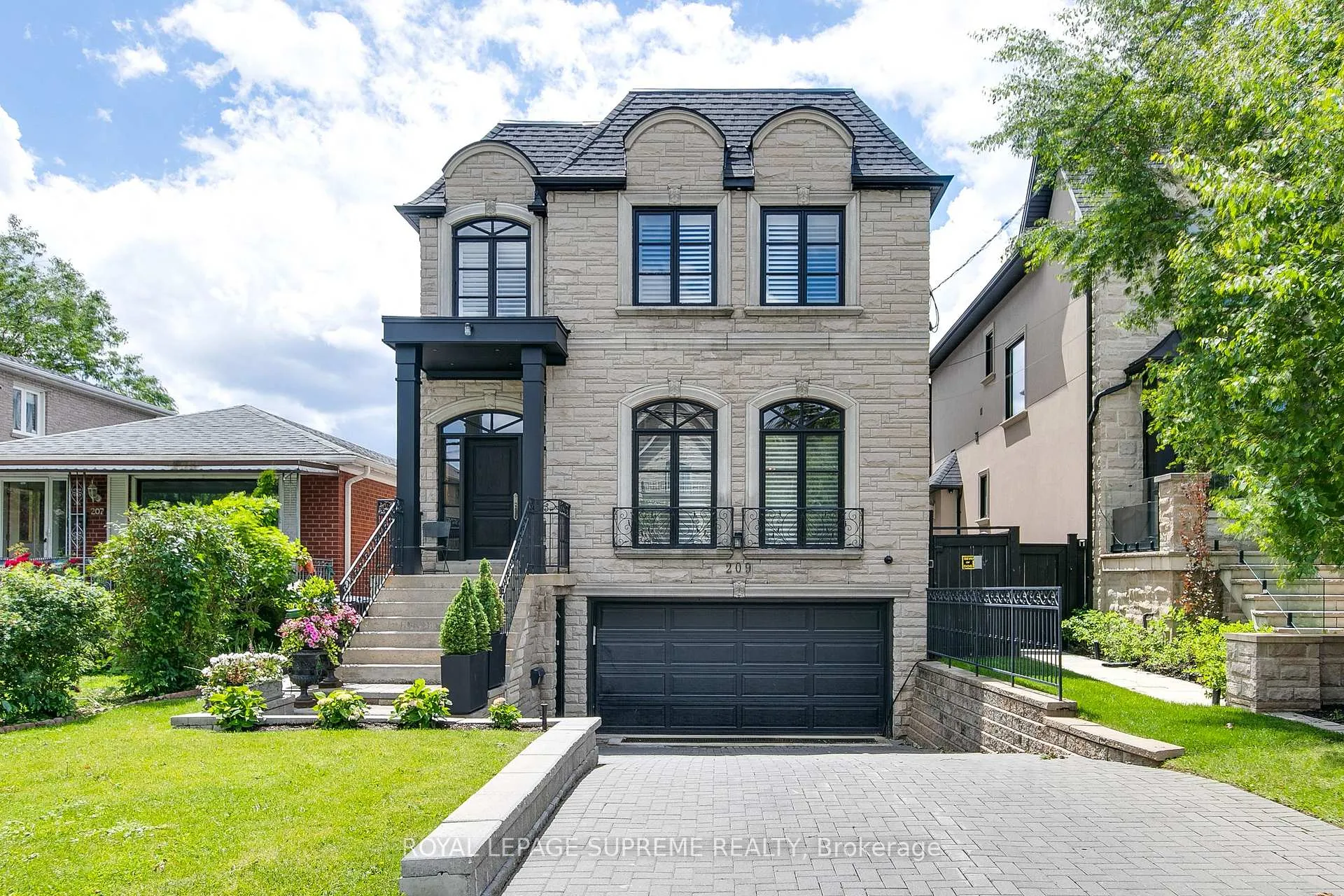 Photo 2 of 209 Carmichael Avenue, Toronto, Bedford Park-Nortown — HOMEH