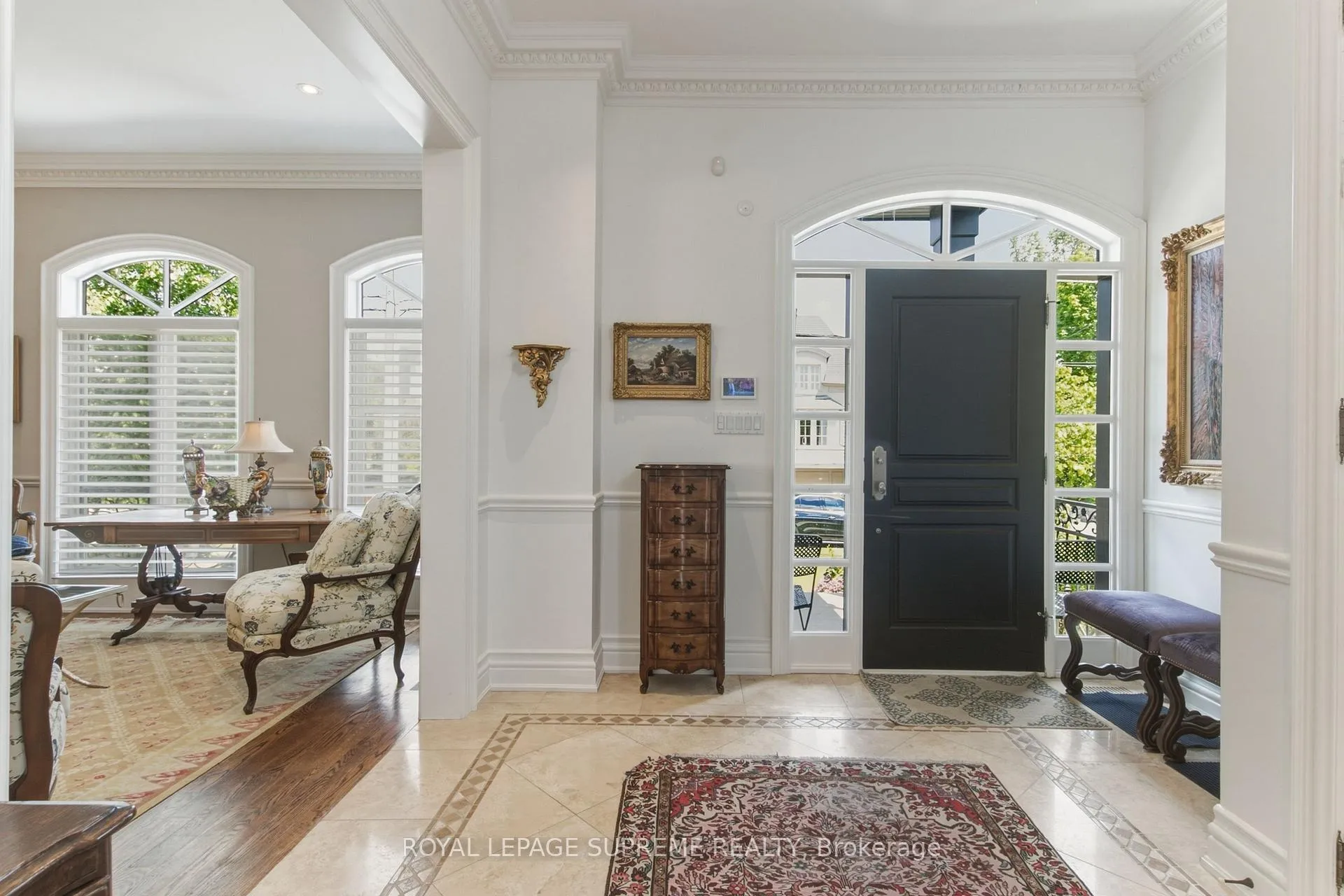 Photo 7 of 209 Carmichael Avenue, Toronto, Bedford Park-Nortown — HOMEH
