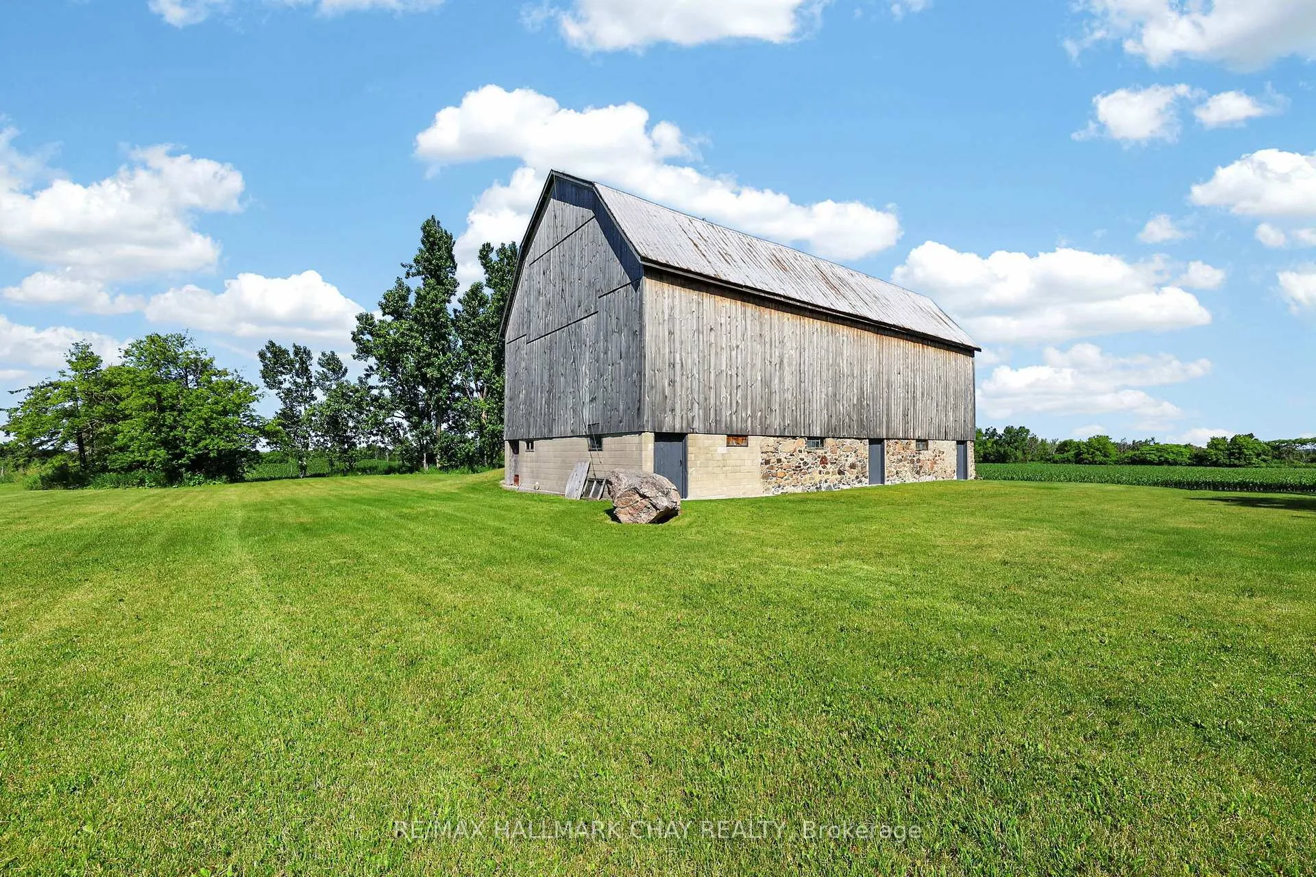 Photo 33 of 7874 10th Line, Essa, Rural Essa — HOMEH