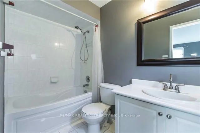 Photo 11 of 381 Coachwhip Trail, Newmarket, Woodland Hill — HOMEH