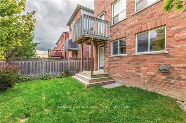 Photo 22 of 381 Coachwhip Trail, Newmarket, Woodland Hill — HOMEH