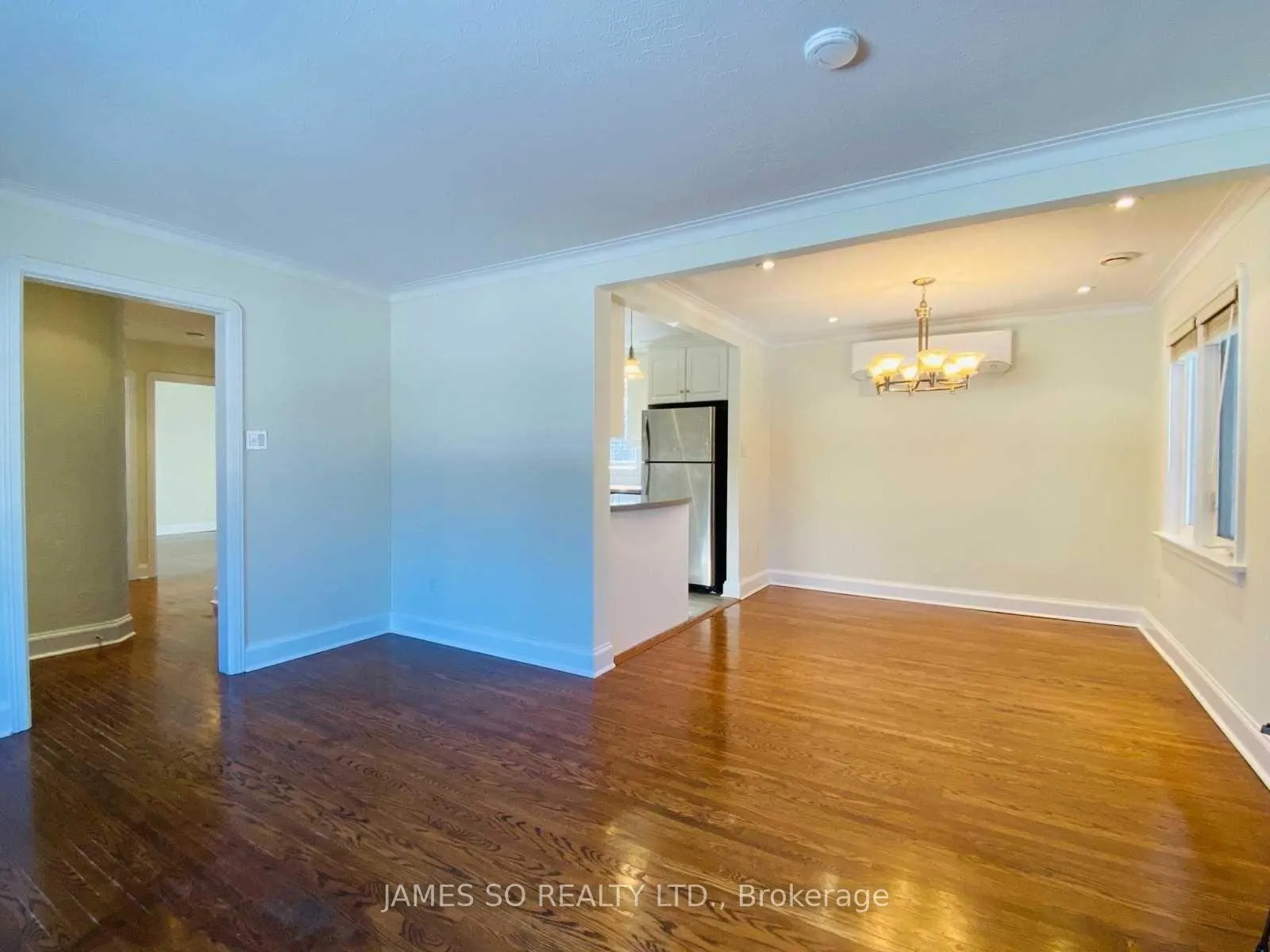 Photo 6 of 631 O'Connor Drive, Toronto, East York — HOMEH
