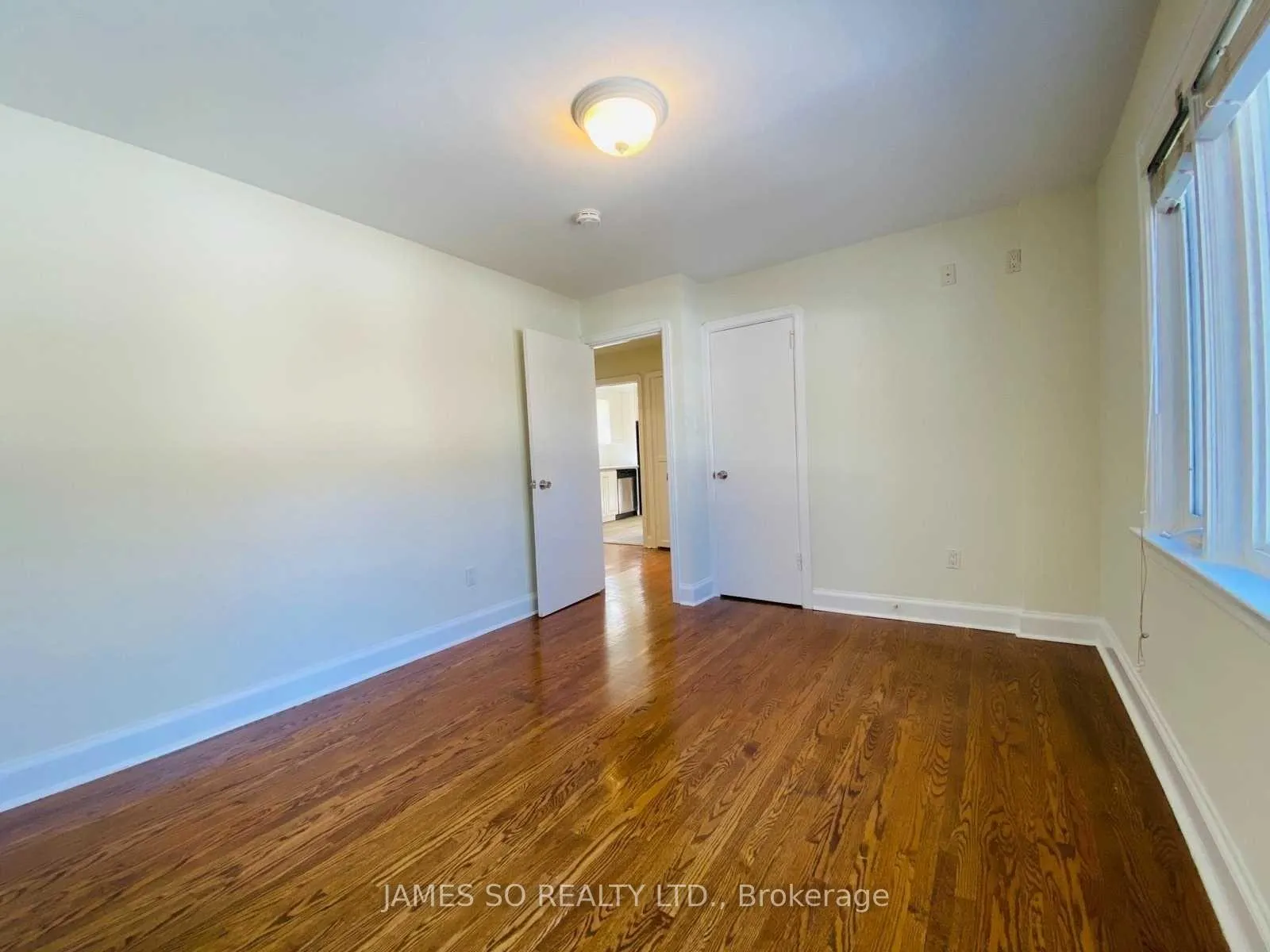 Photo 14 of 631 O'Connor Drive, Toronto, East York — HOMEH