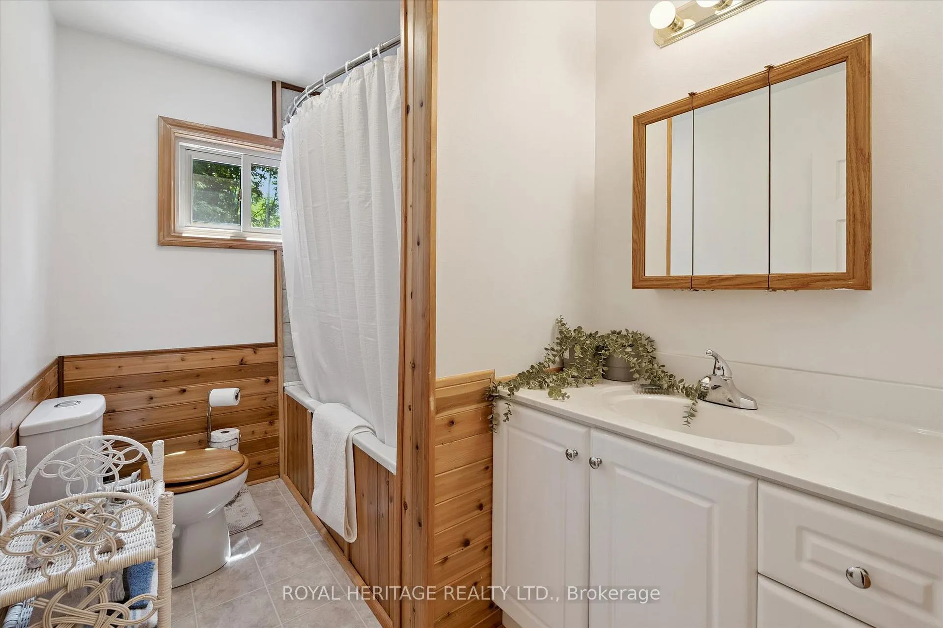 Photo 26 of 614 Sieber Road E, Ryerson — HOMEH