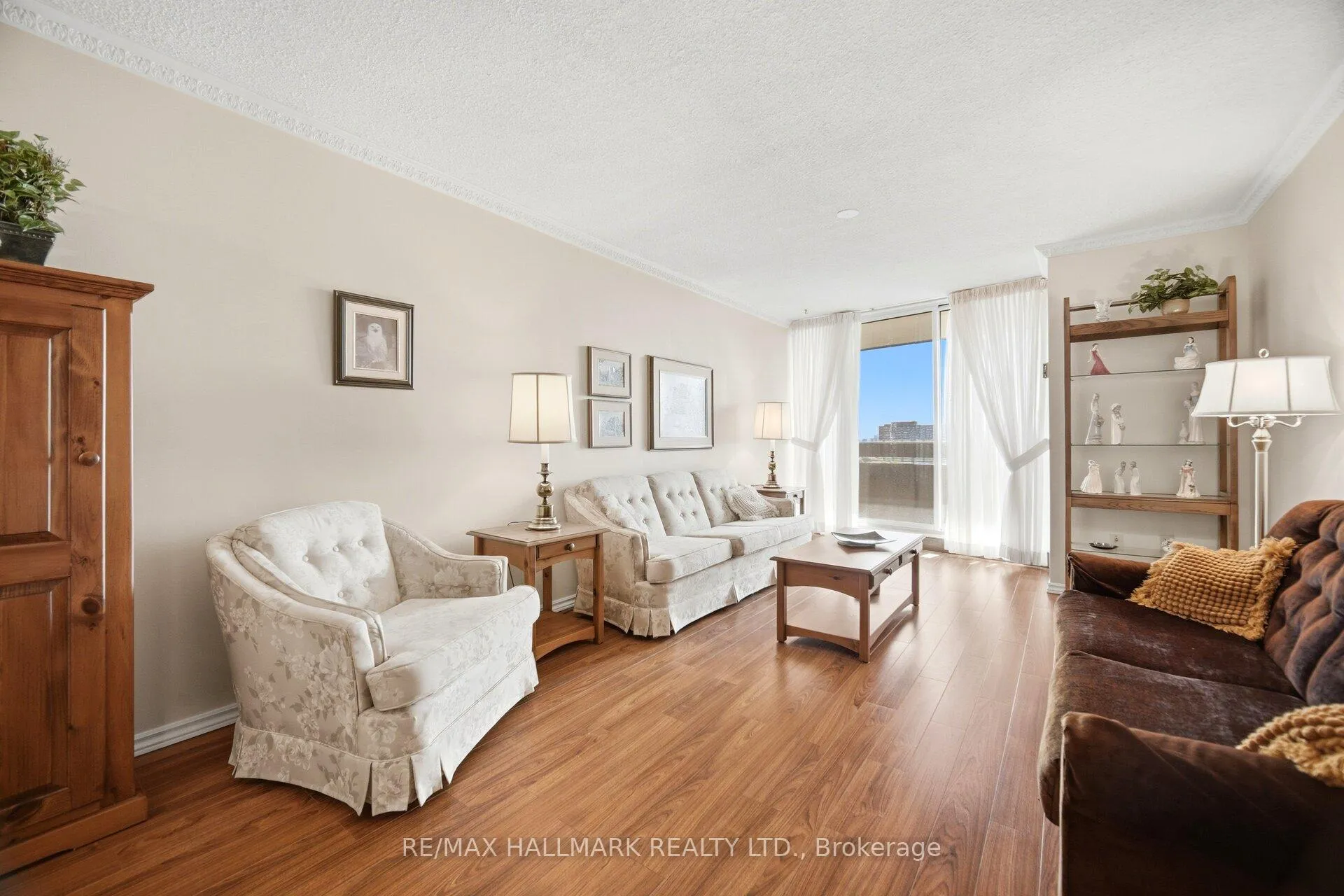 Photo 9 of Unit 1701, 3131 Bridletowne Circle, Scarborough, L'Amoreaux — HOMEH