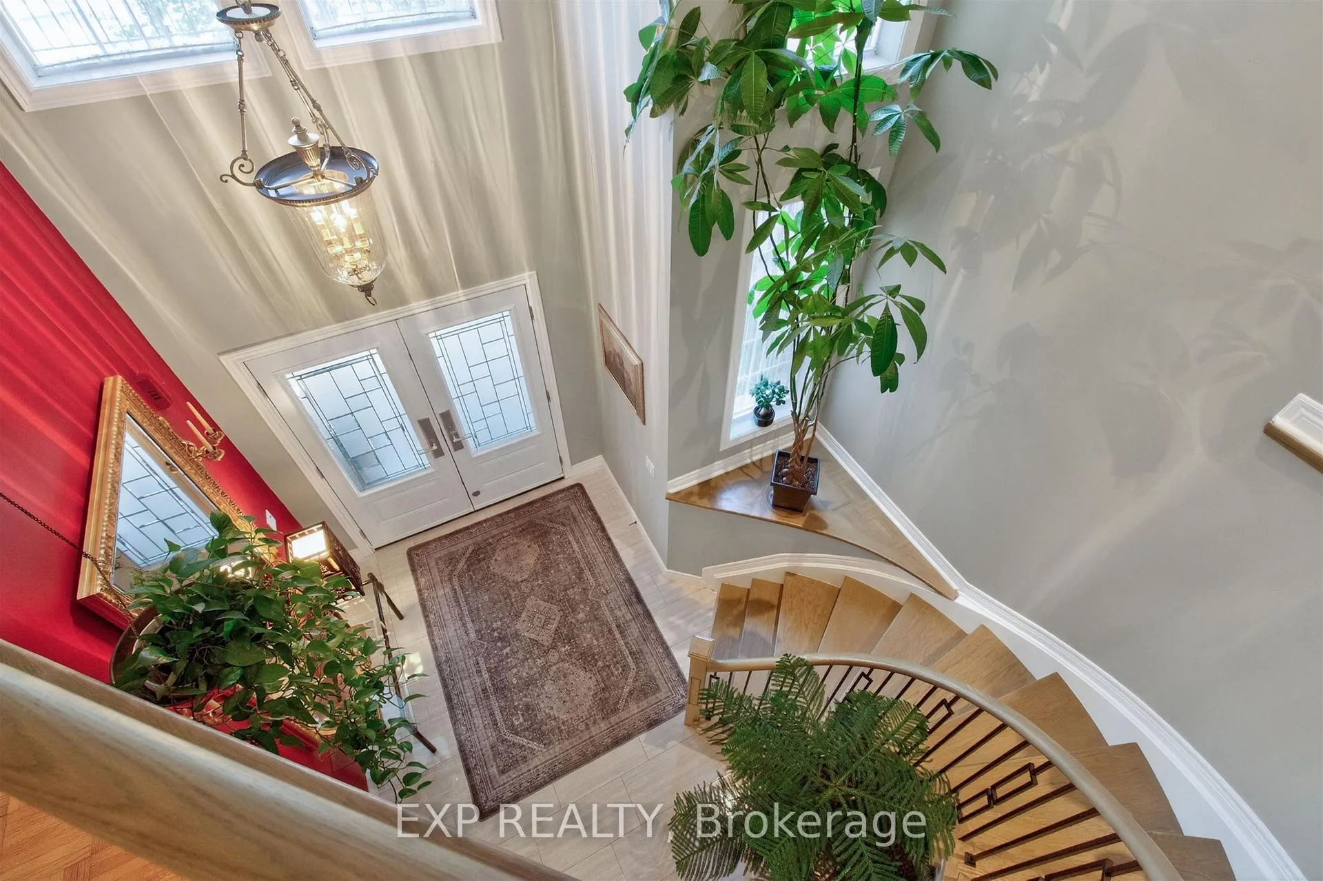 Photo 5 of 82 Castelli Court, Caledon, Bolton North — HOMEH