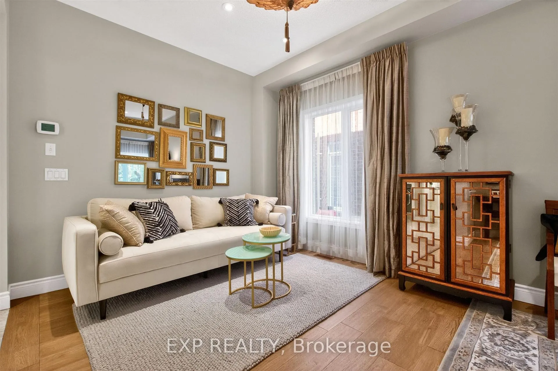 Photo 6 of 82 Castelli Court, Caledon, Bolton North — HOMEH