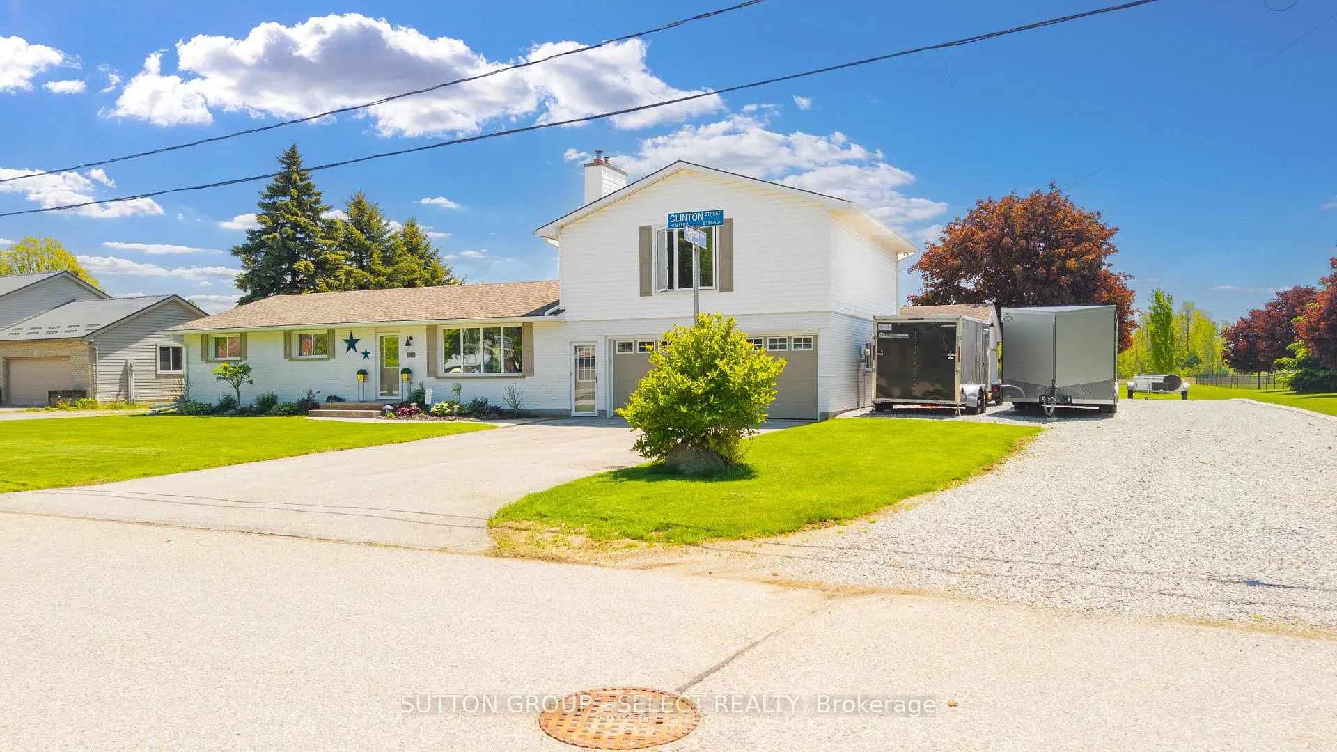Photo 2 of 51169 Clinton Street, Malahide, Springfield — HOMEH