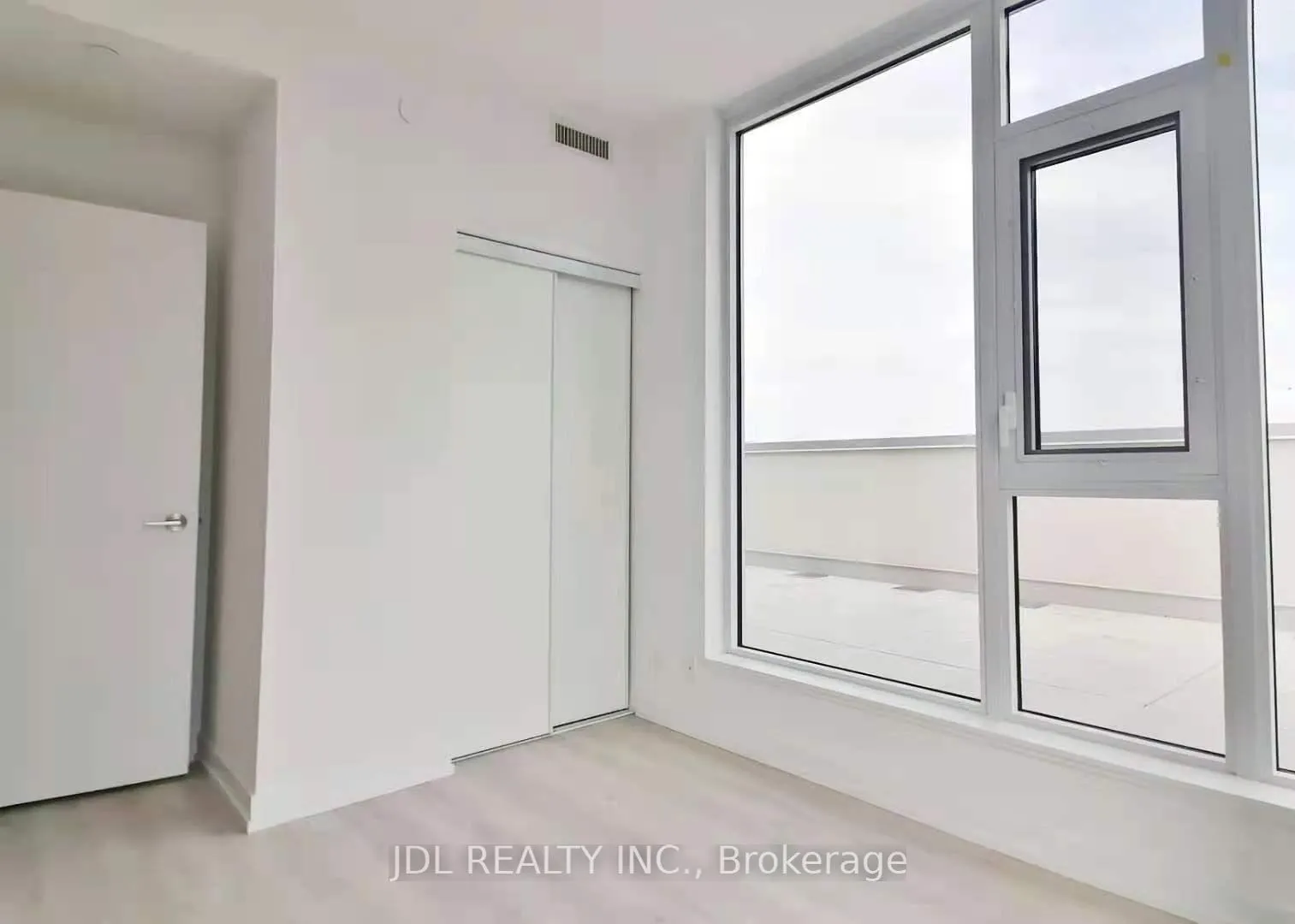 Photo 7 of Unit 2803, 33 Helendale Avenue, Toronto, Yonge-Eglinton — HOMEH