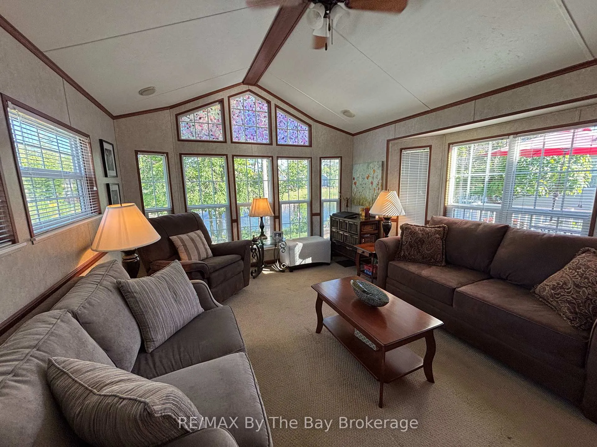 Photo 16 of 13 White Pines Trail, Wasaga Beach — HOMEH
