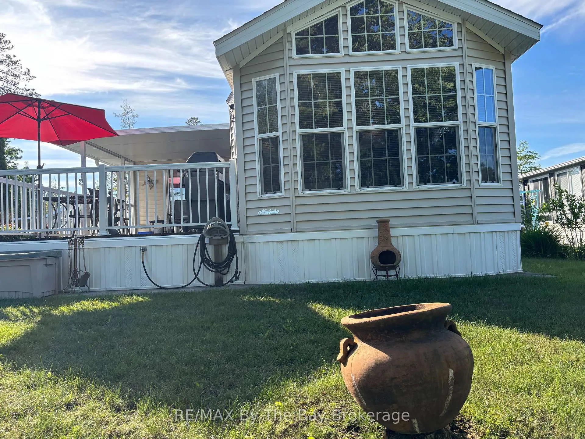 Photo 32 of 13 White Pines Trail, Wasaga Beach — HOMEH