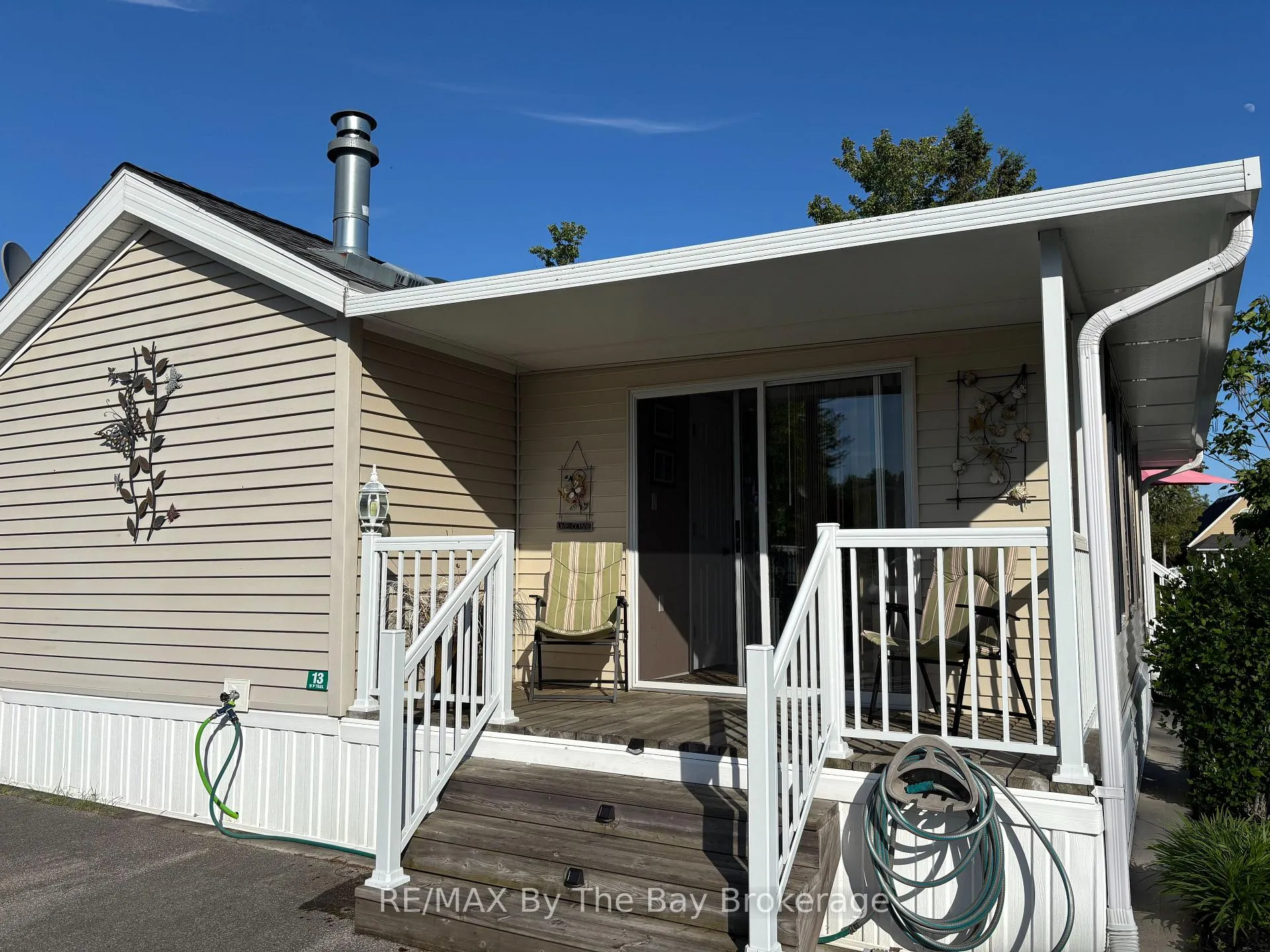 Photo 37 of 13 White Pines Trail, Wasaga Beach — HOMEH