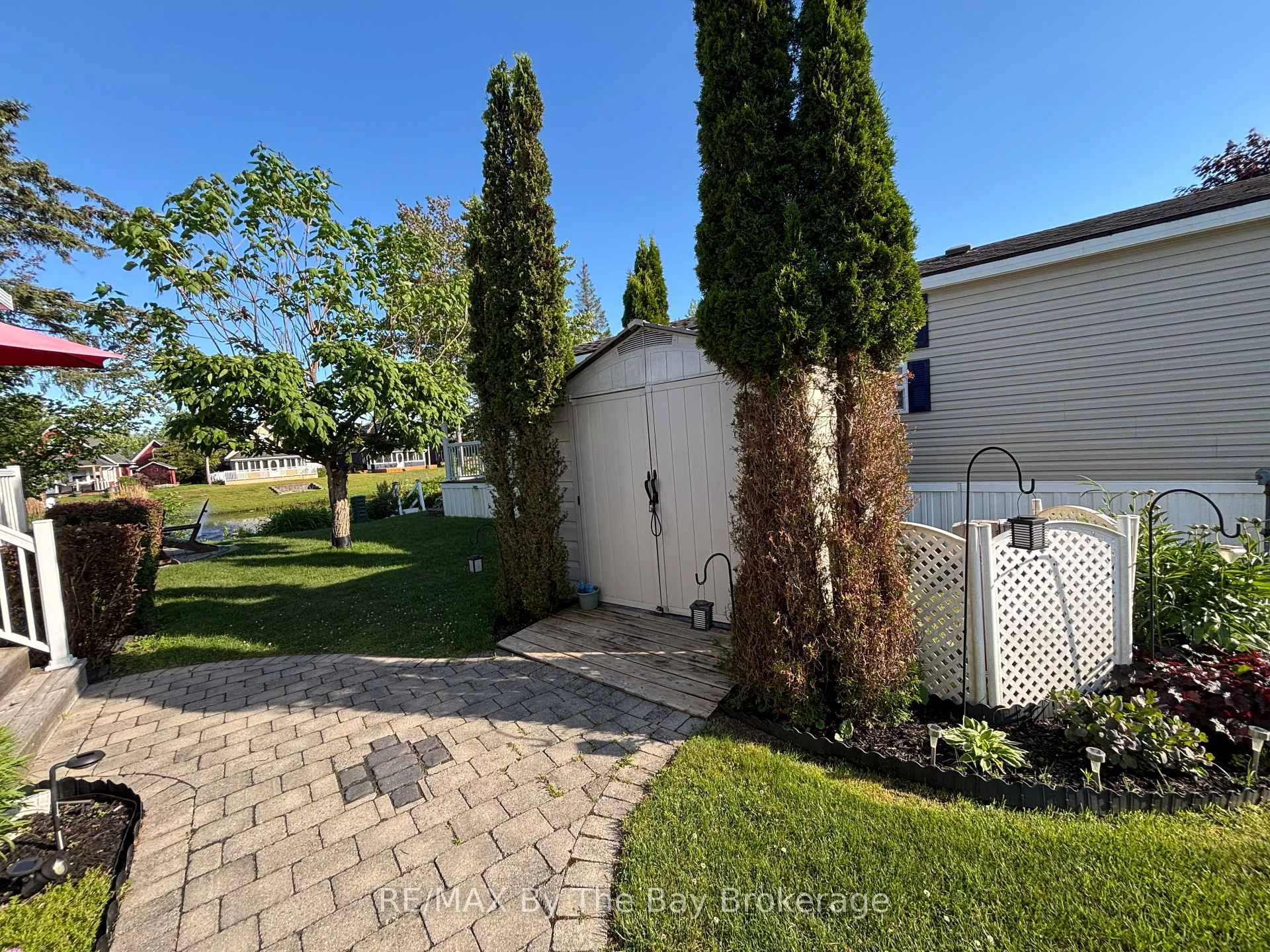 Photo 43 of 13 White Pines Trail, Wasaga Beach — HOMEH