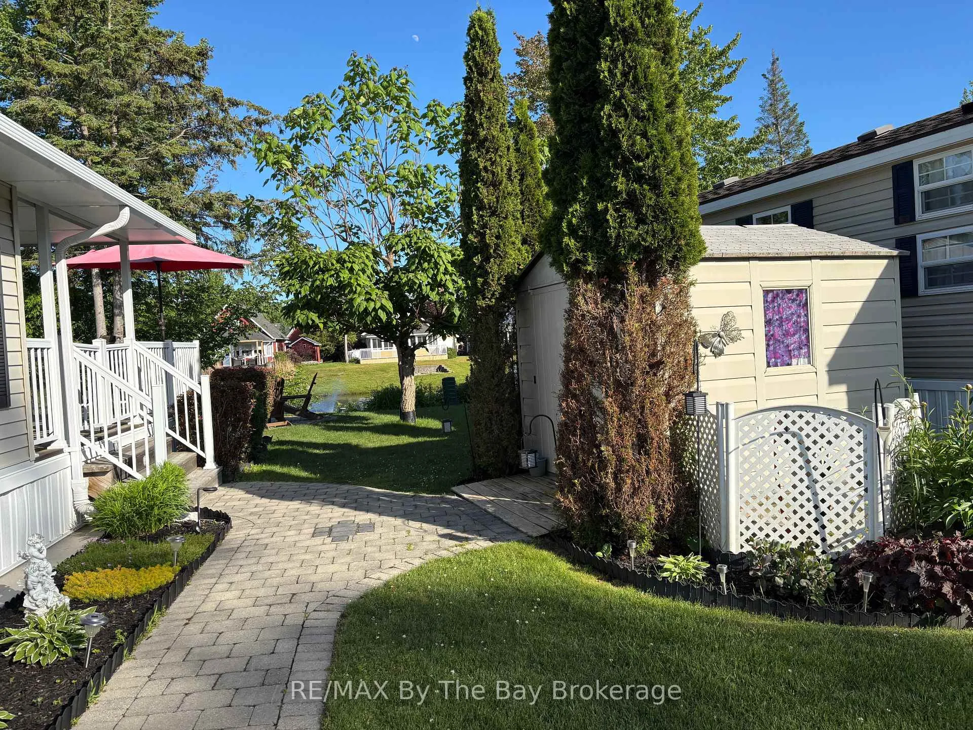 Photo 44 of 13 White Pines Trail, Wasaga Beach — HOMEH