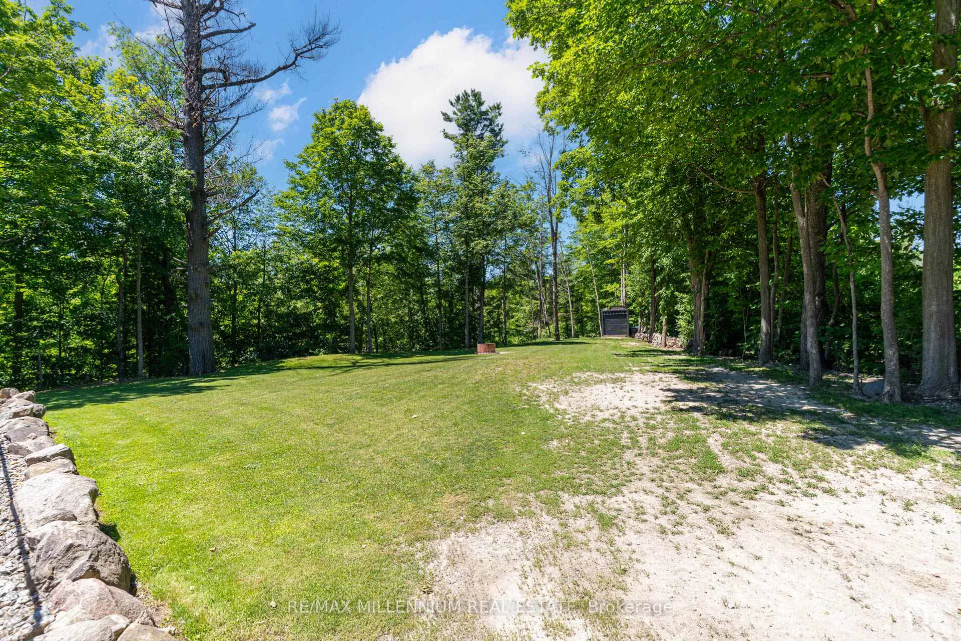 Photo 46 of 6072 5th Side Road, Innisfil, Rural Innisfil — HOMEH