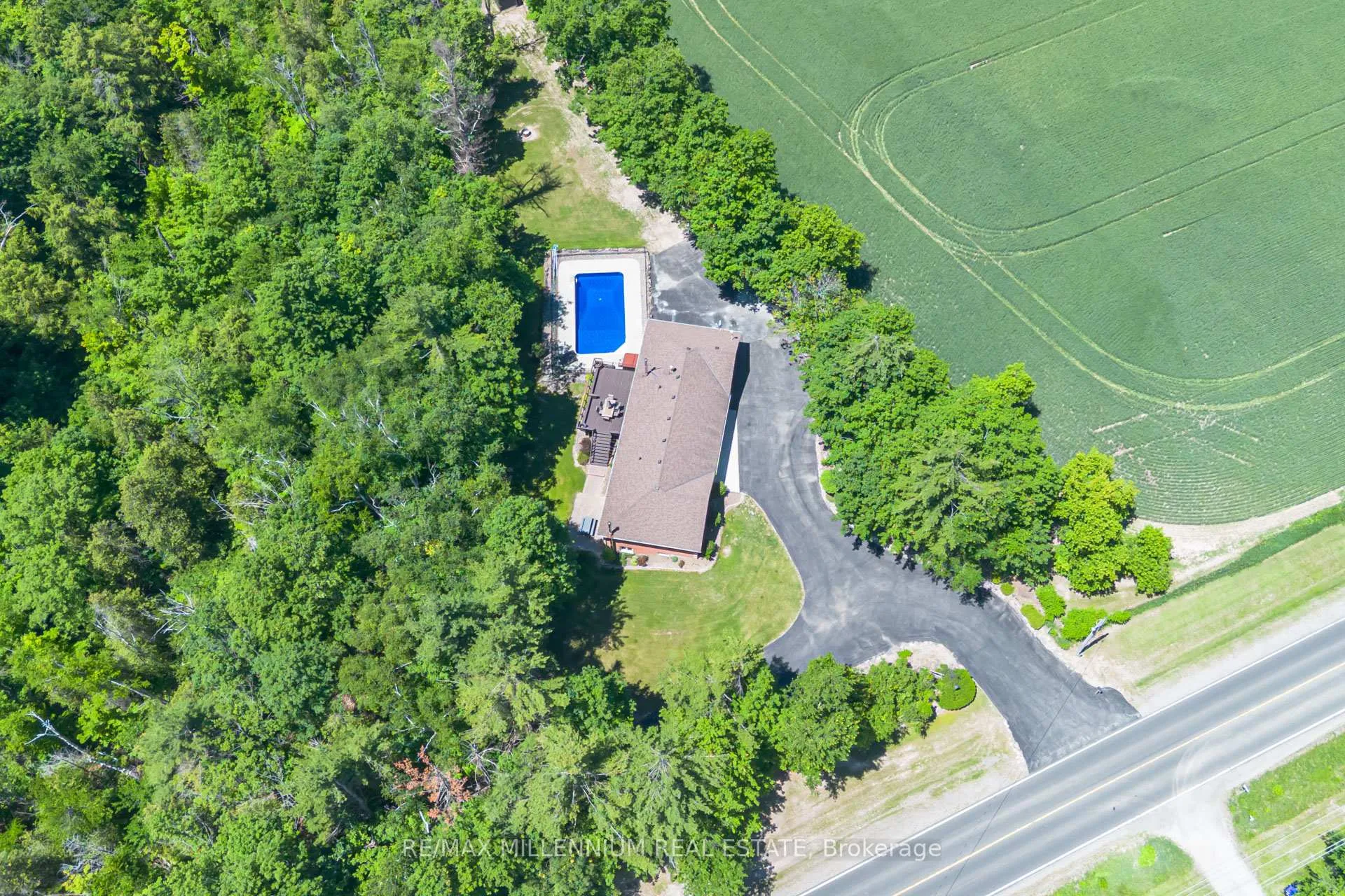 Photo 49 of 6072 5th Side Road, Innisfil, Rural Innisfil — HOMEH