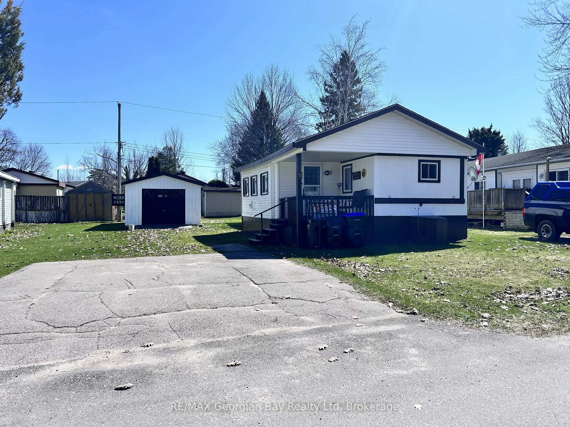 Photo 1 of 3 Northland Road, Midland — HOMEH