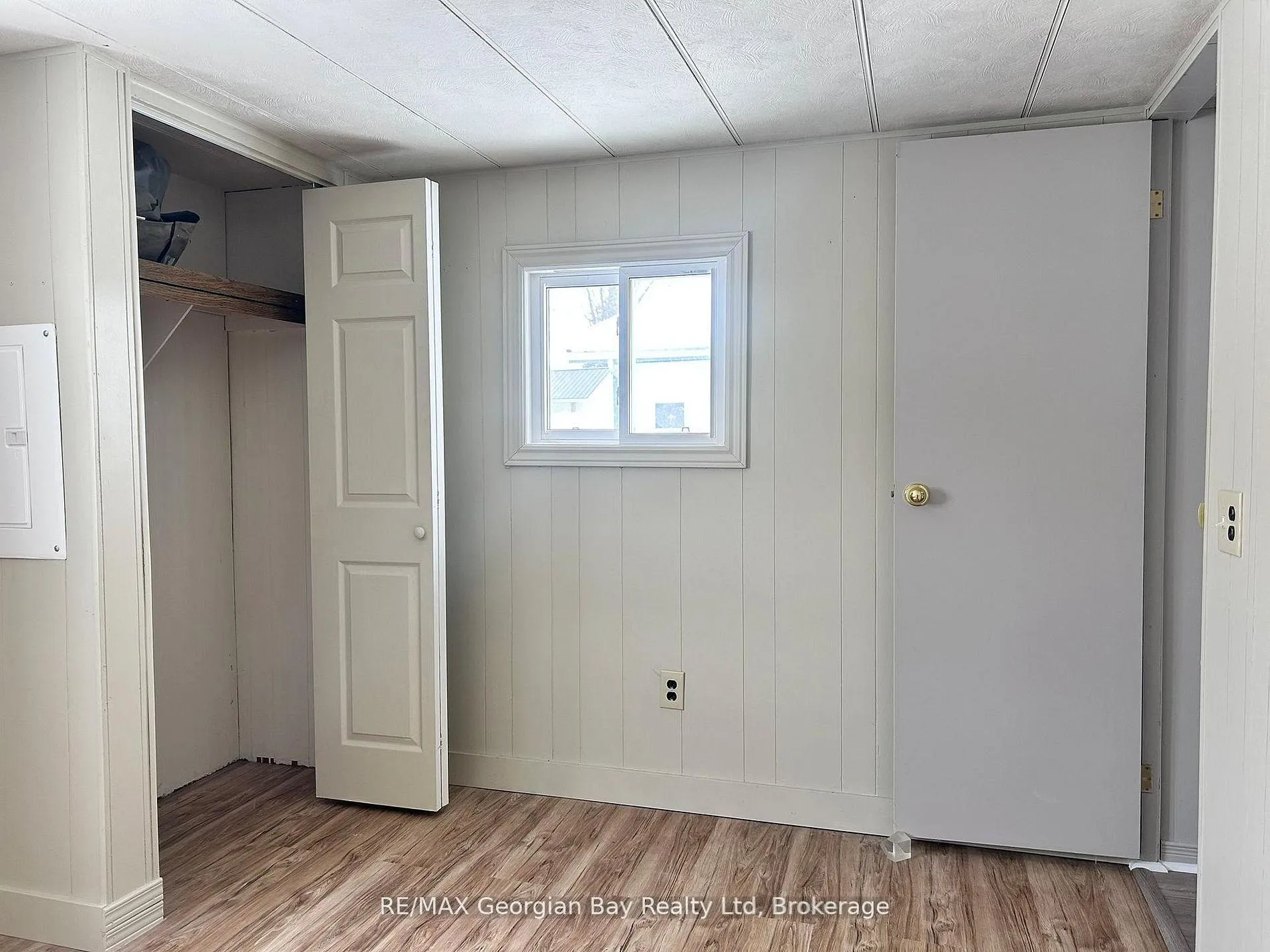 Photo 13 of 3 Northland Road, Midland — HOMEH