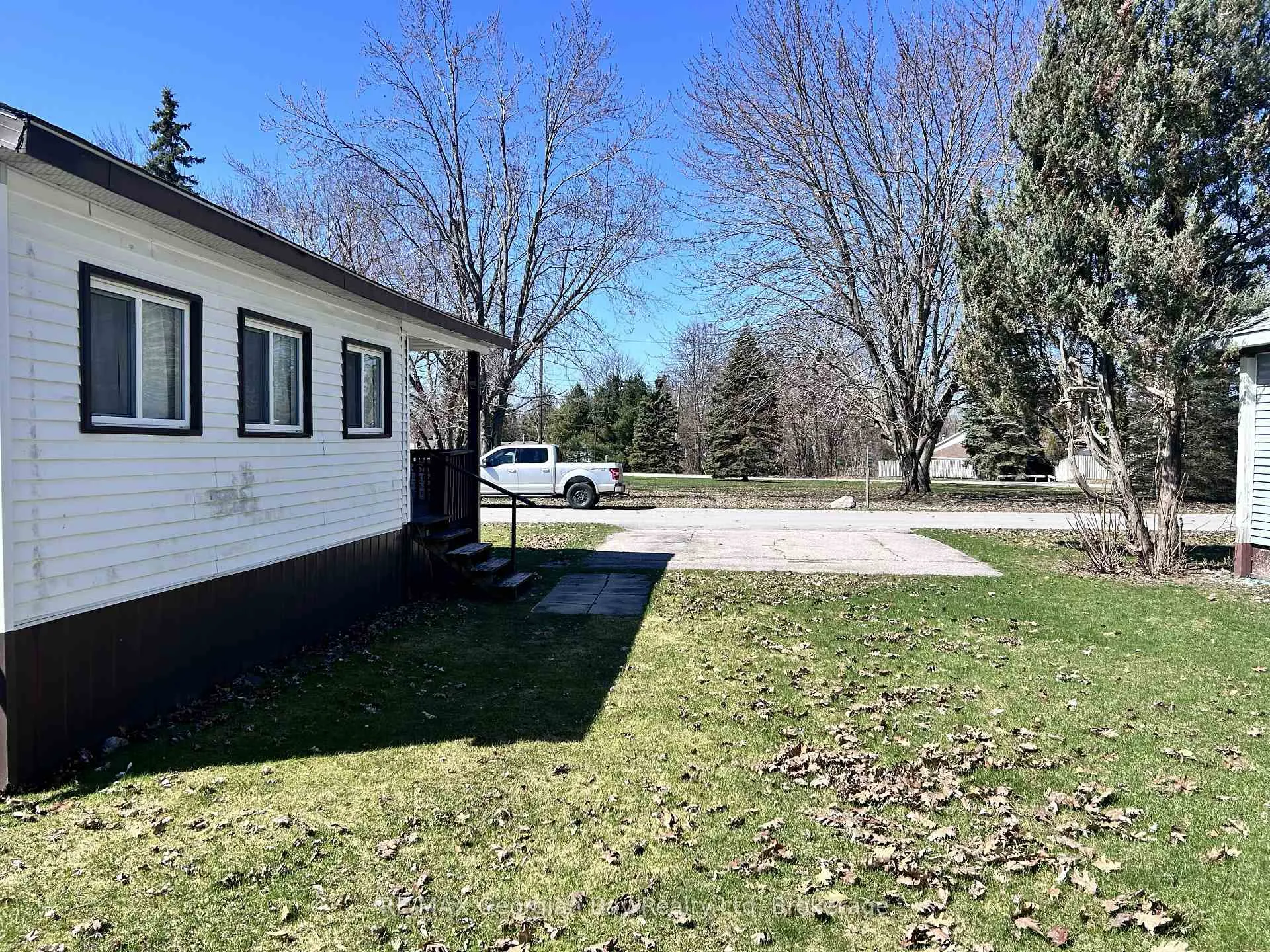 Photo 24 of 3 Northland Road, Midland — HOMEH
