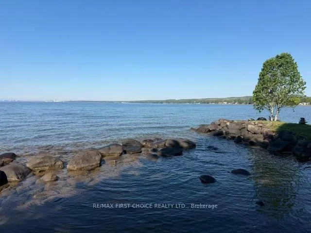 Photo 4 of 485 East Floral Beach Road, Shuniah — HOMEH
