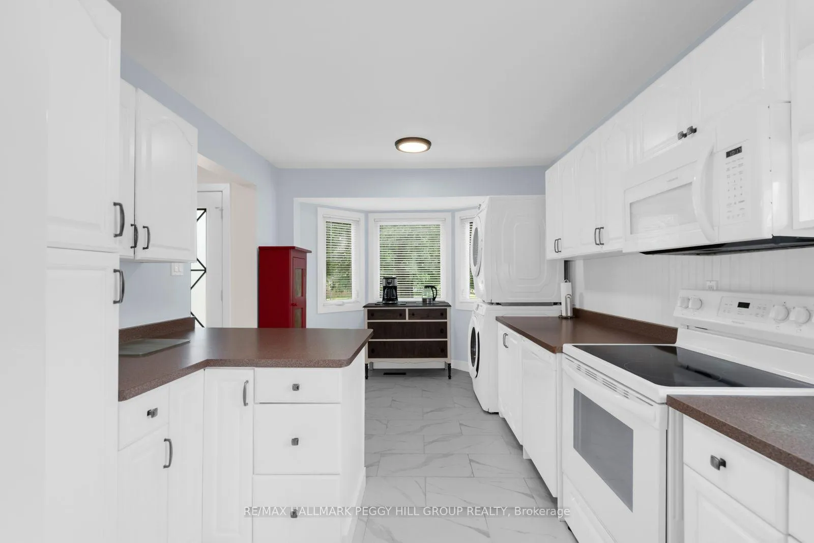 Photo 3 of 990 MacLean Street, Innisfil, Alcona — HOMEH
