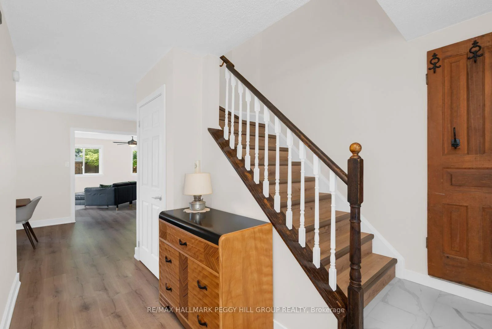 Photo 31 of 990 MacLean Street, Innisfil, Alcona — HOMEH