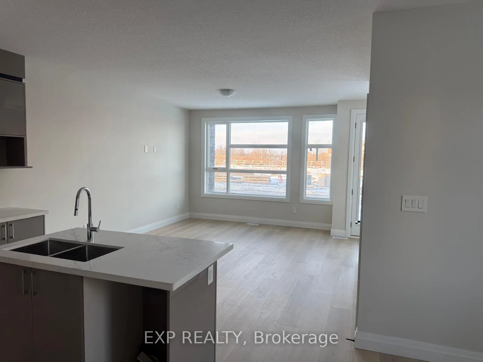 Photo 4 of Unit 56, 72 Keystone Trail, Welland, Lincoln/Crowland — HOMEH
