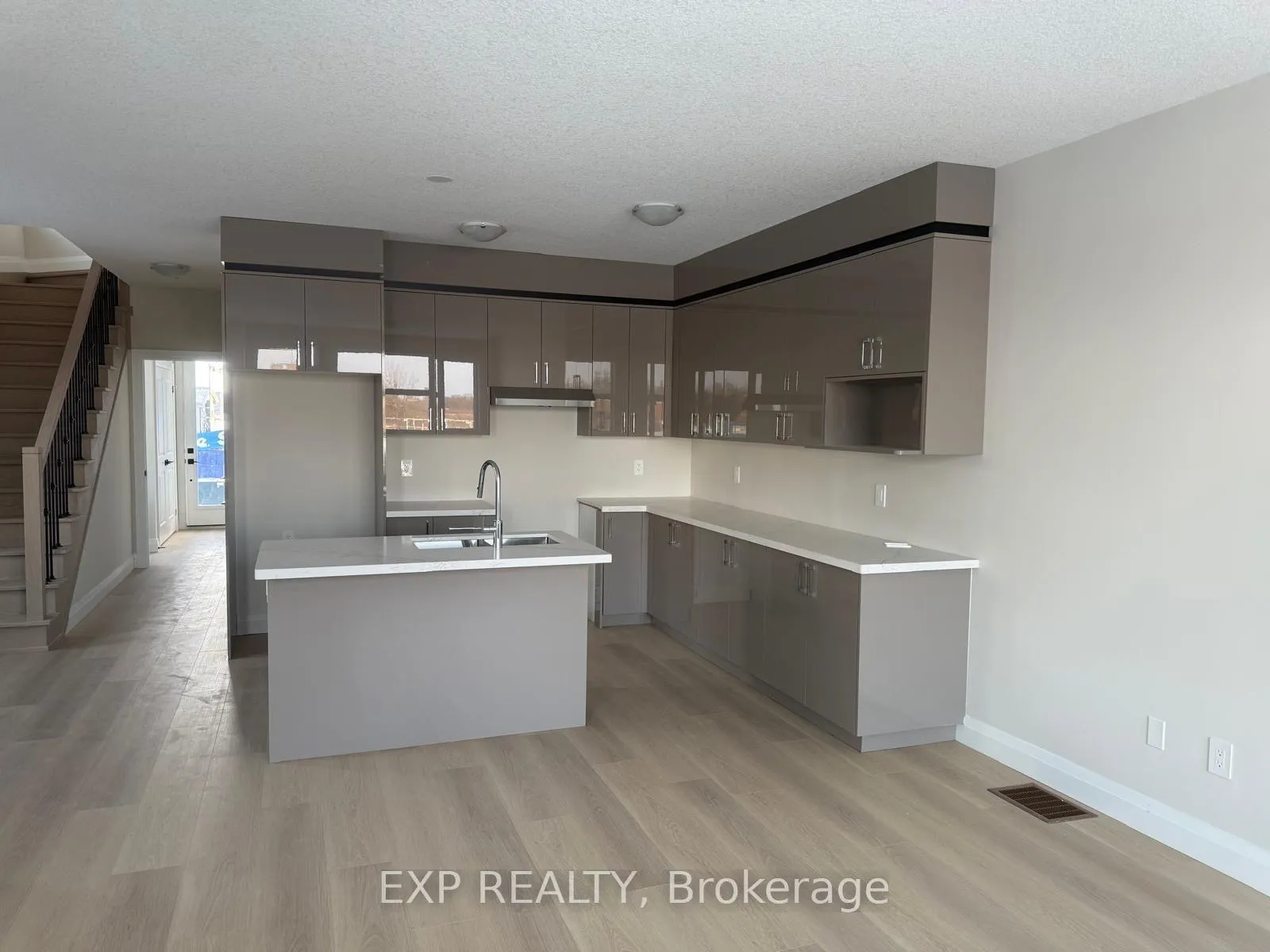 Photo 5 of Unit 56, 72 Keystone Trail, Welland, Lincoln/Crowland — HOMEH