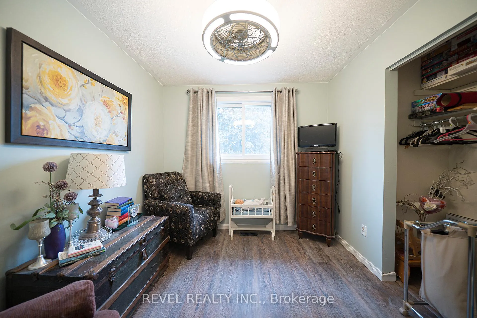 Photo 16 of 118 Greenfield Road, Brantford, Brier Park — HOMEH
