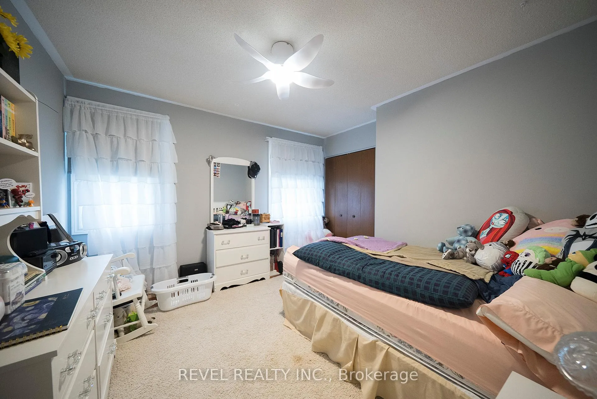 Photo 18 of 118 Greenfield Road, Brantford, Brier Park — HOMEH