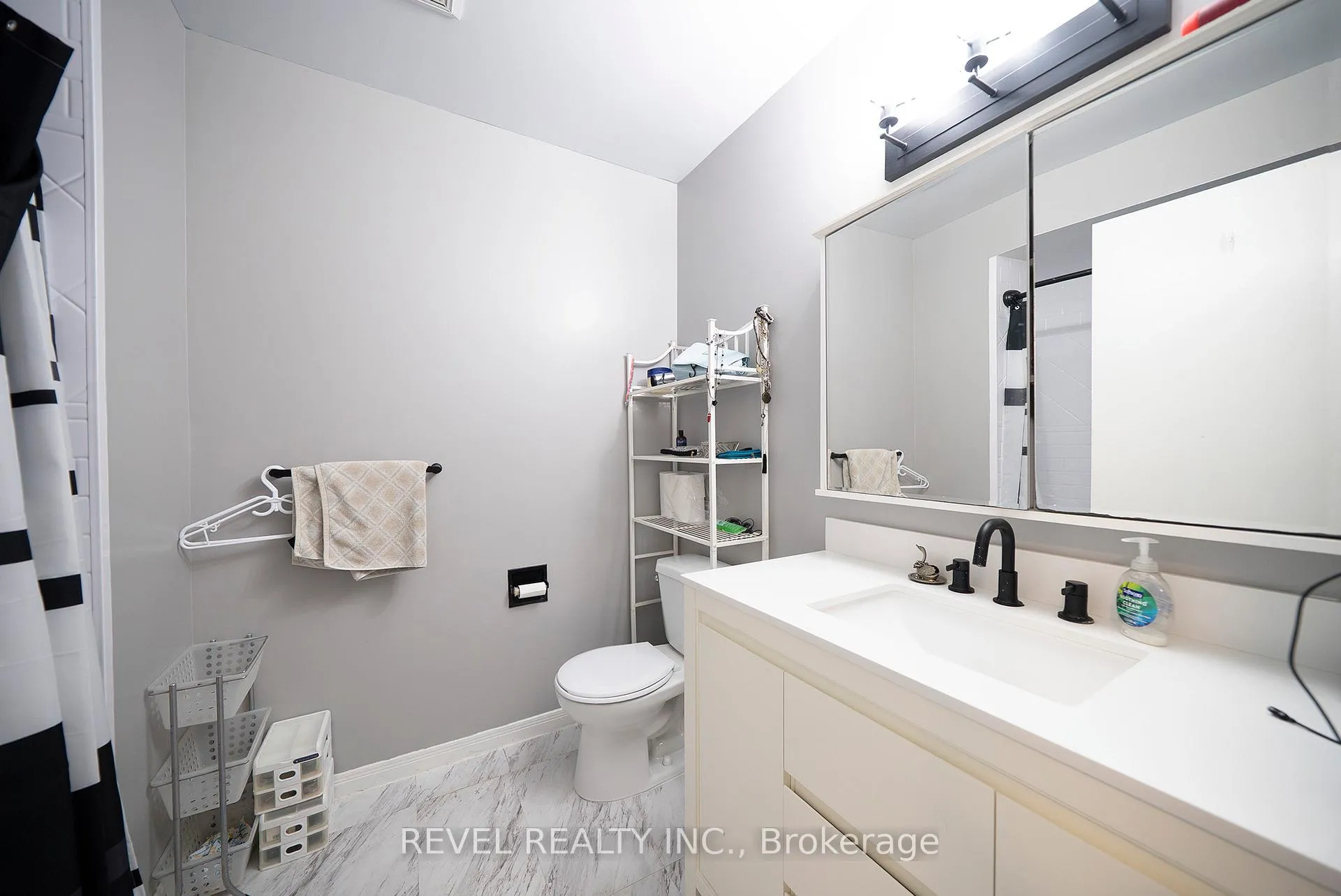 Photo 19 of 118 Greenfield Road, Brantford, Brier Park — HOMEH