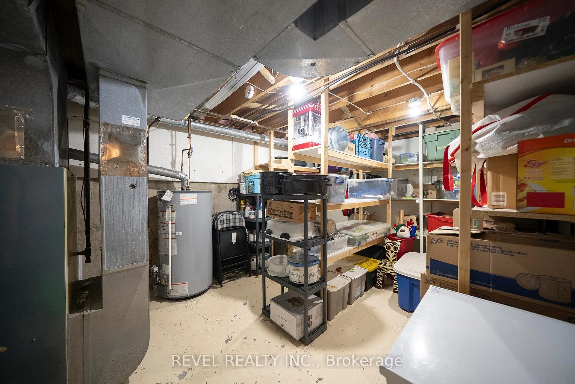 Photo 24 of 118 Greenfield Road, Brantford, Brier Park — HOMEH