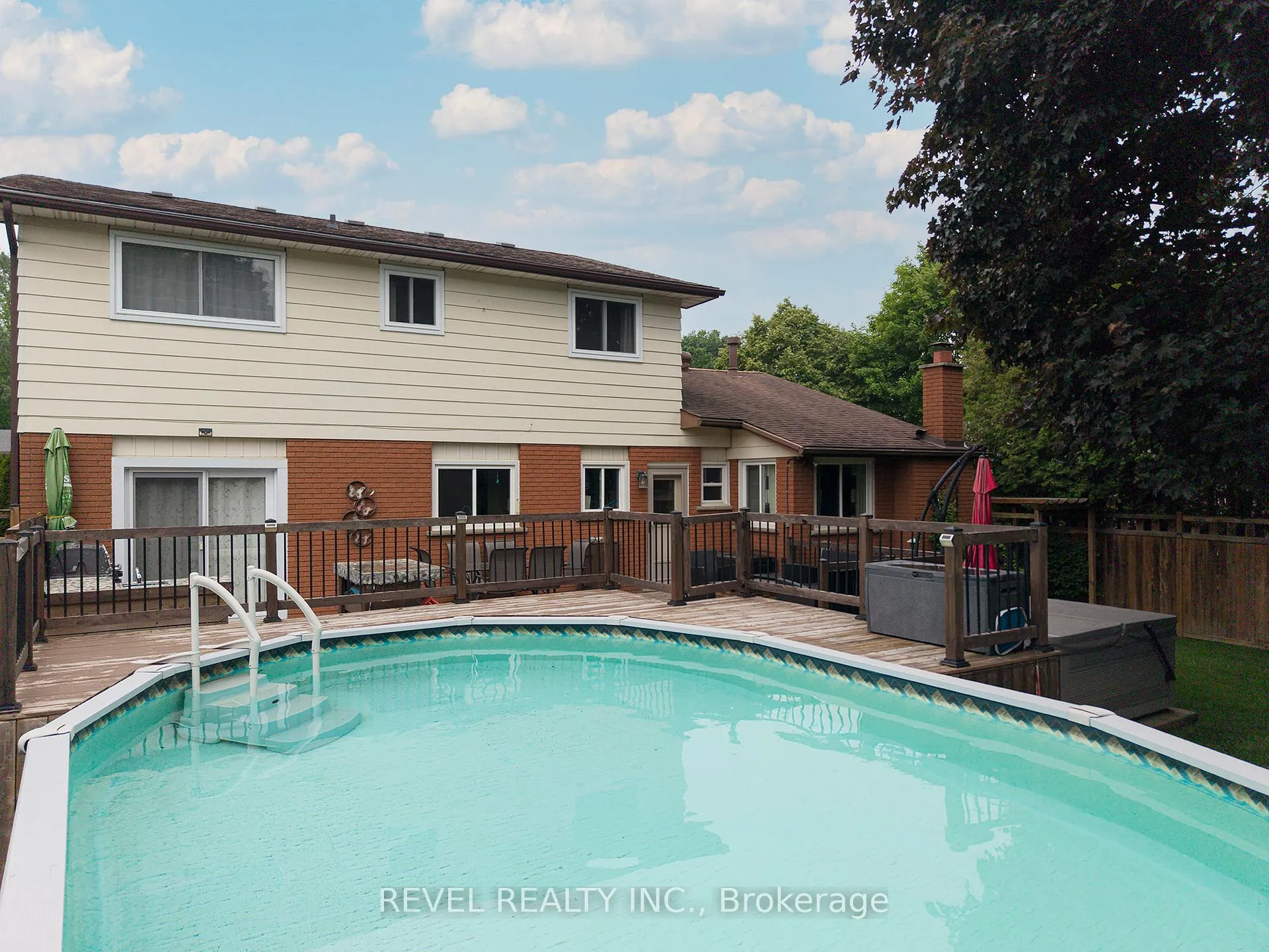 Photo 26 of 118 Greenfield Road, Brantford, Brier Park — HOMEH