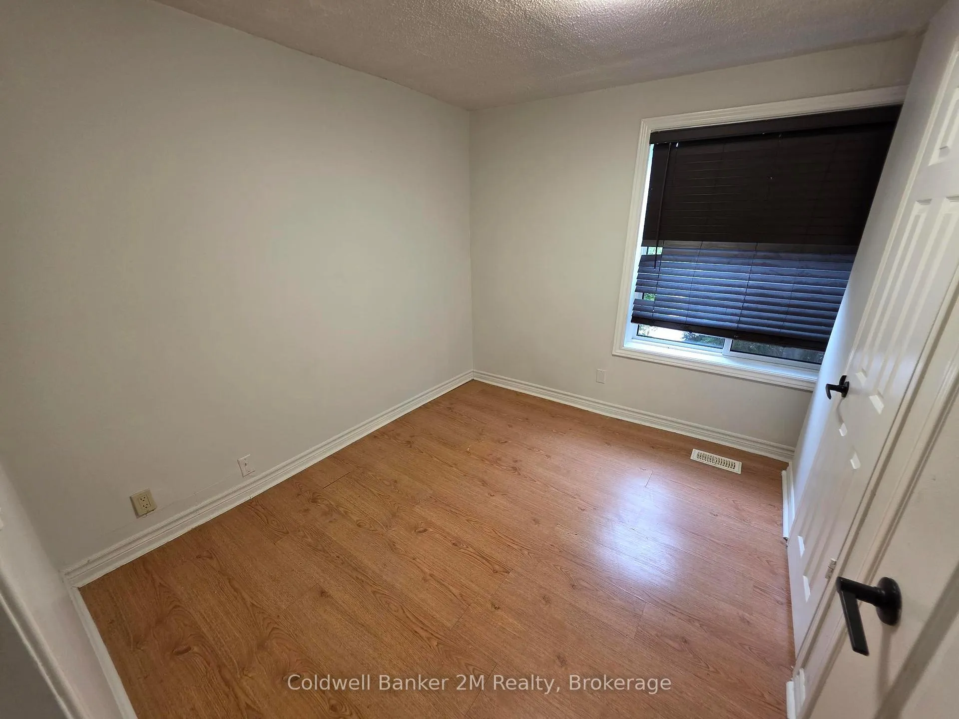 Photo 7 of 300 Haig Street, Oshawa, O'Neill — HOMEH