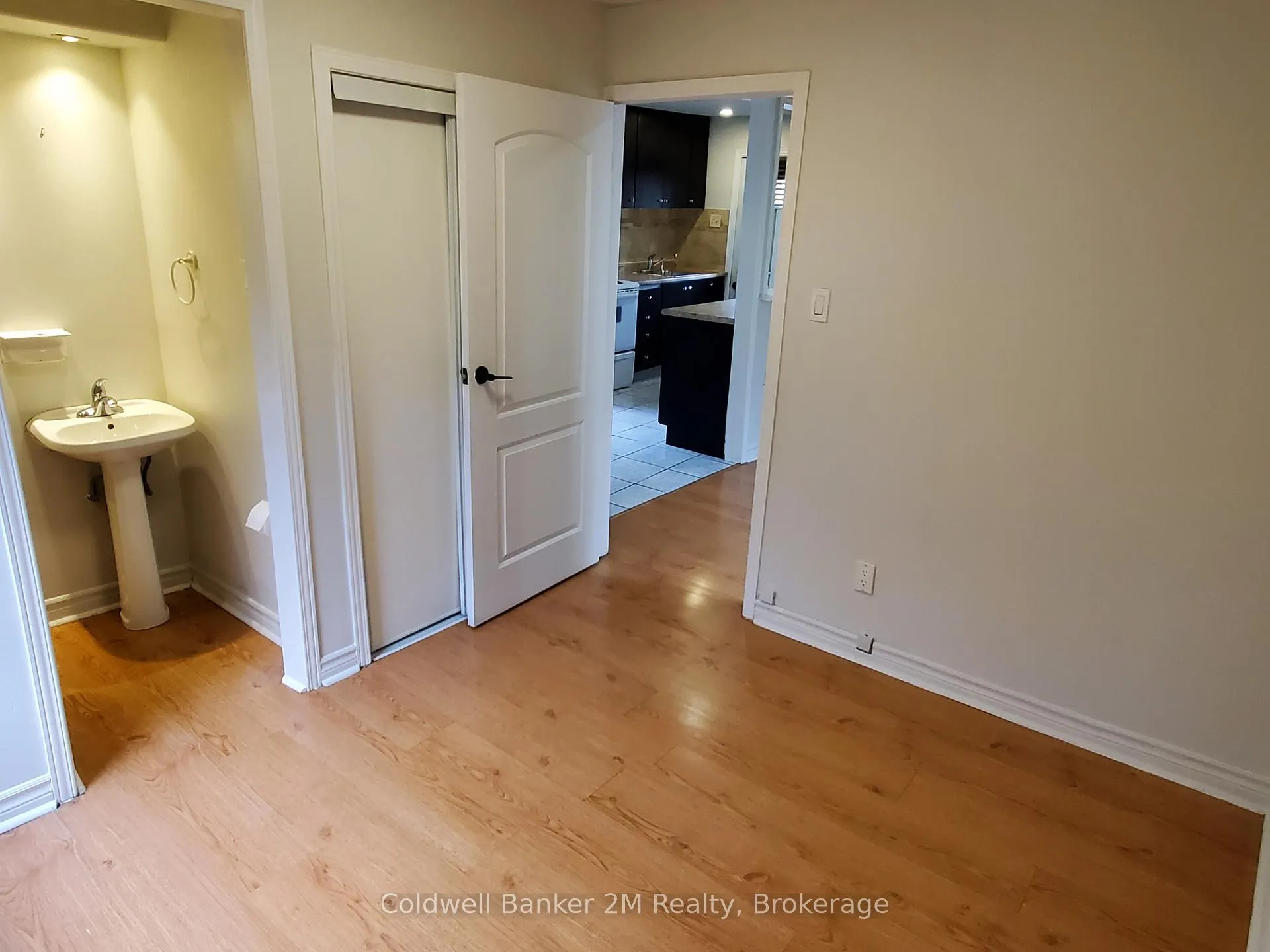 Photo 8 of 300 Haig Street, Oshawa, O'Neill — HOMEH