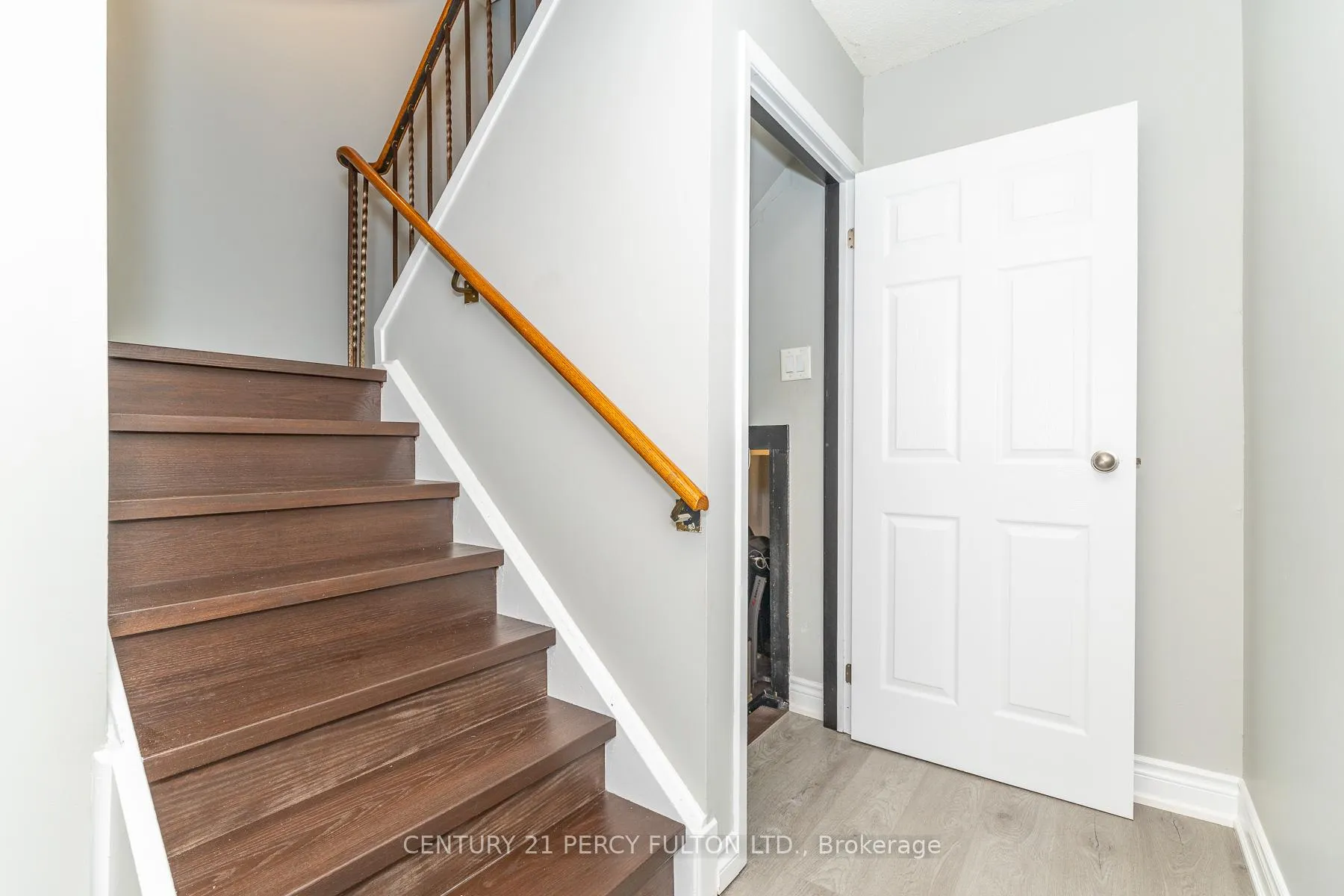 Photo 36 of Unit #4, 1415 Fieldlight Boulevard, Pickering, Liverpool — HOMEH