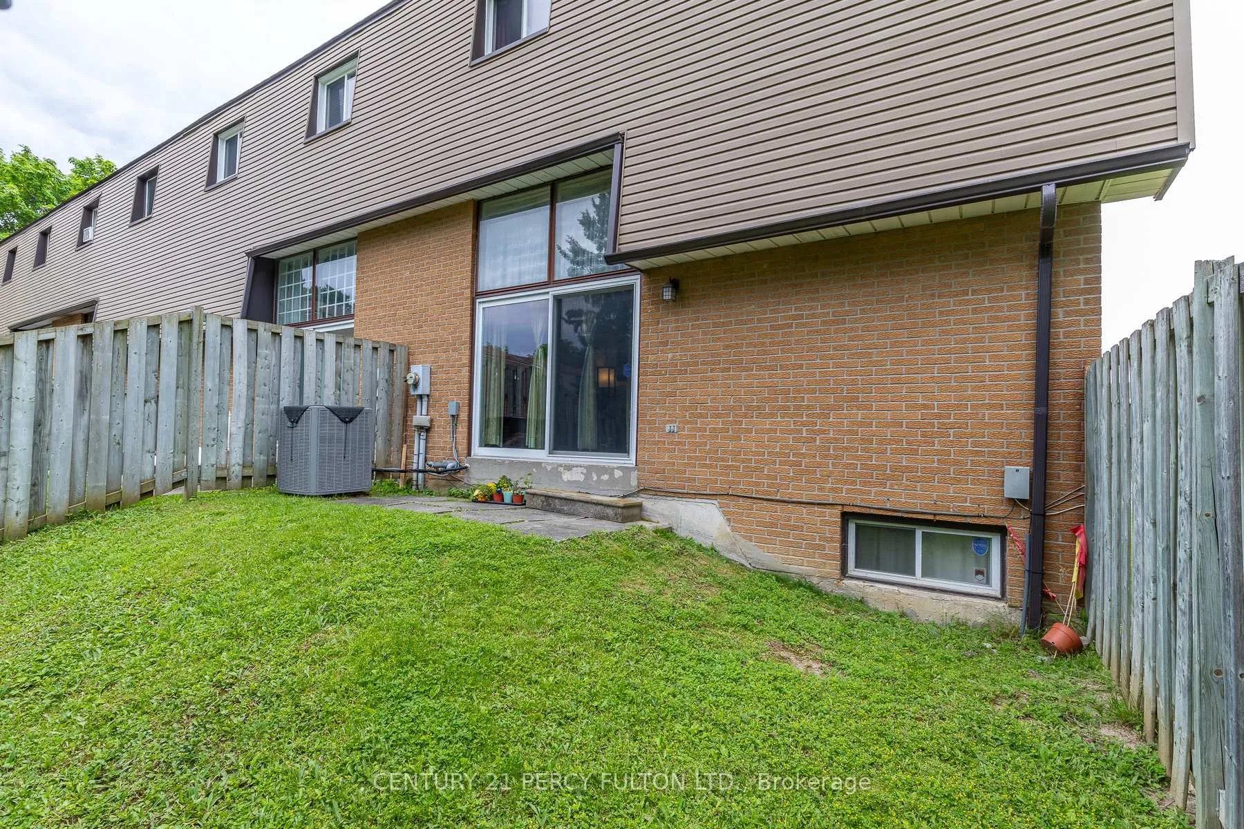 Photo 41 of Unit #4, 1415 Fieldlight Boulevard, Pickering, Liverpool — HOMEH