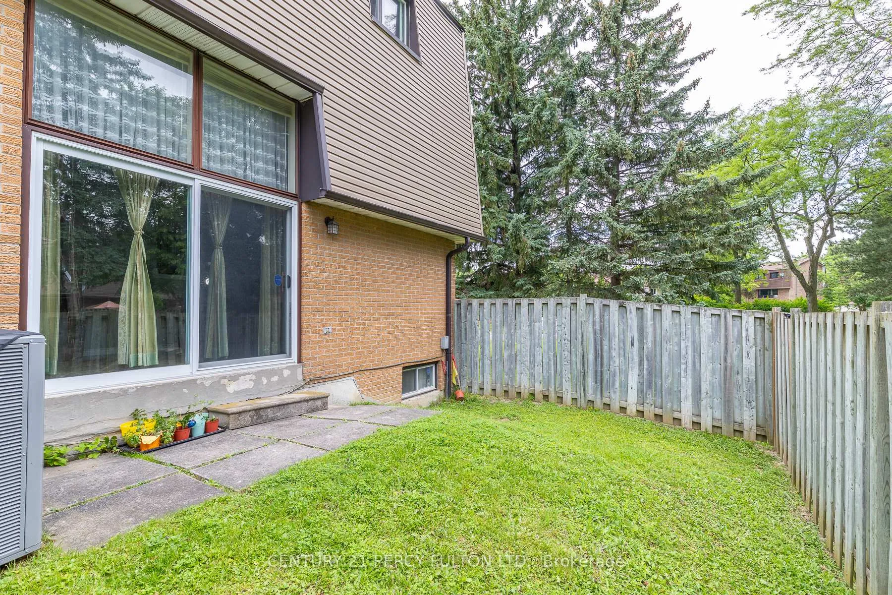 Photo 42 of Unit #4, 1415 Fieldlight Boulevard, Pickering, Liverpool — HOMEH