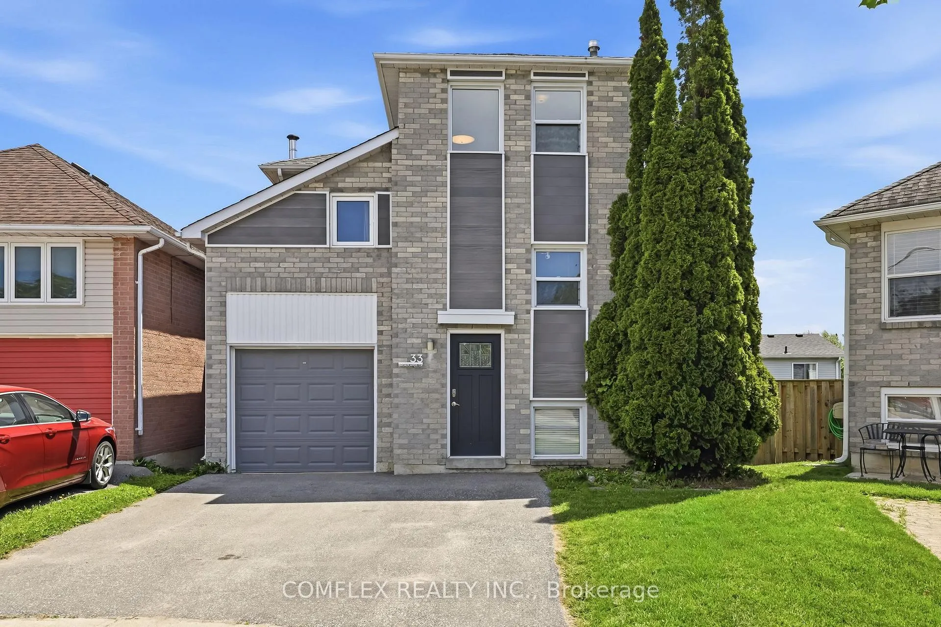 Photo 2 of 33 Broadlands Crescent, Clarington, Courtice — HOMEH