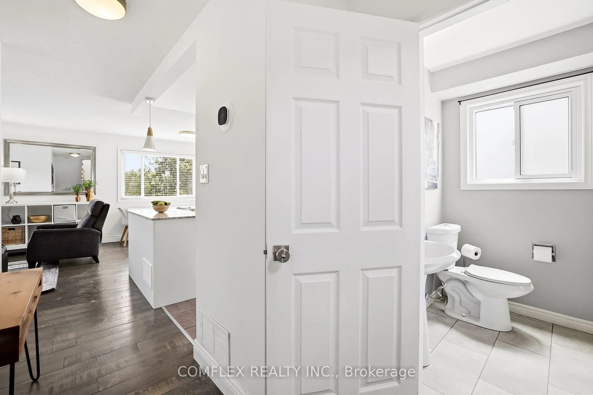 Photo 6 of 33 Broadlands Crescent, Clarington, Courtice — HOMEH