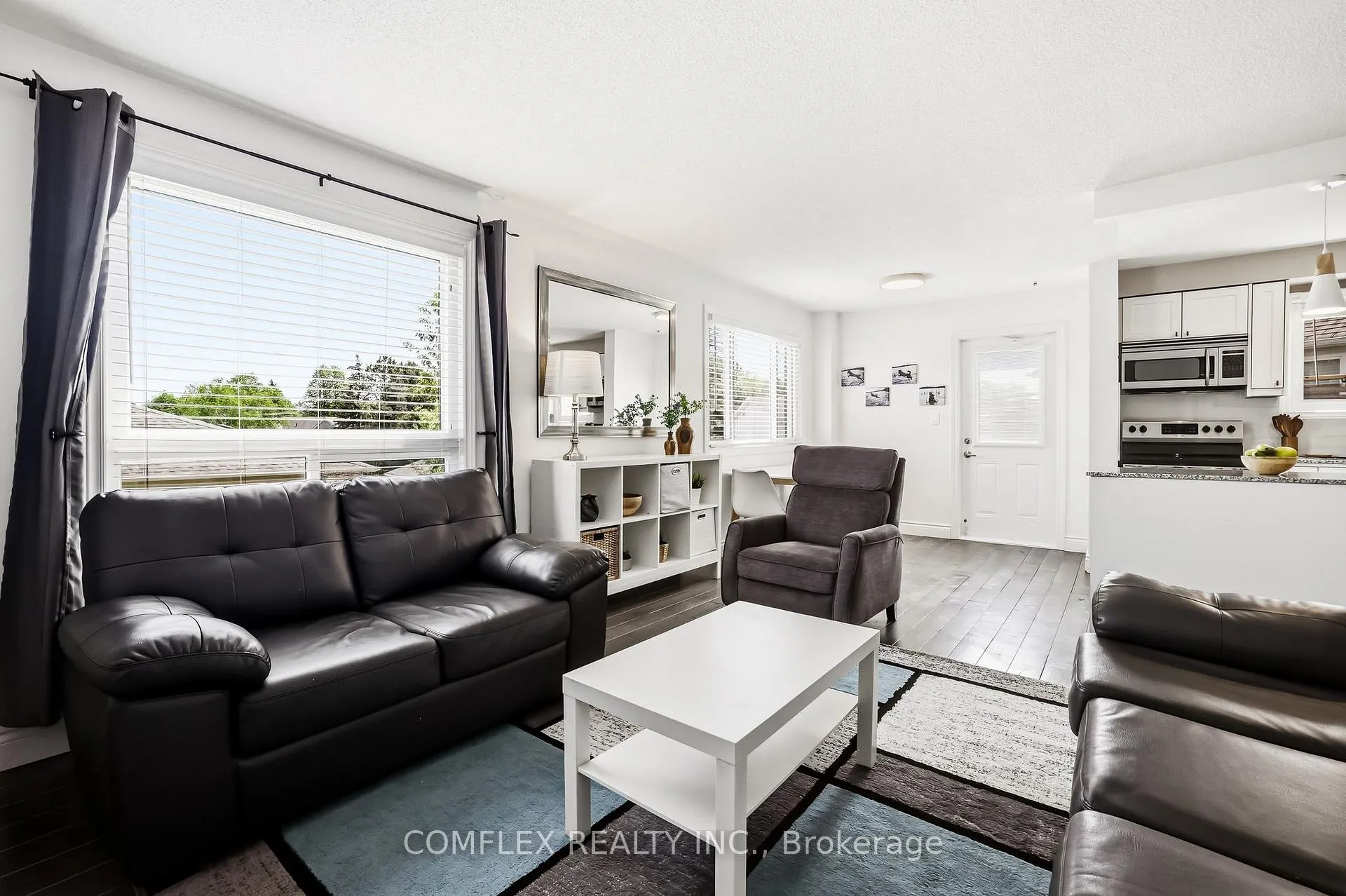 Photo 14 of 33 Broadlands Crescent, Clarington, Courtice — HOMEH