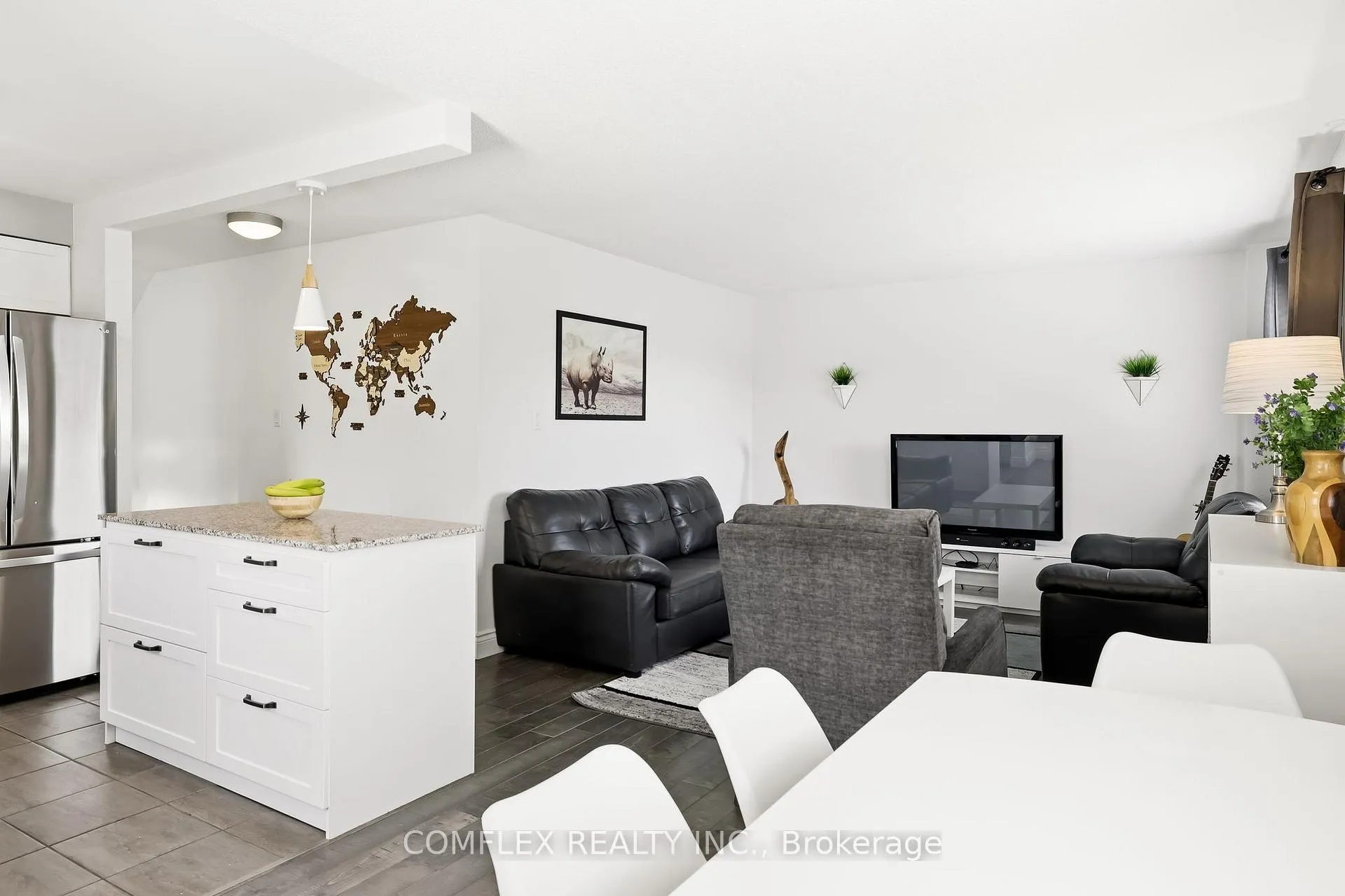 Photo 18 of 33 Broadlands Crescent, Clarington, Courtice — HOMEH