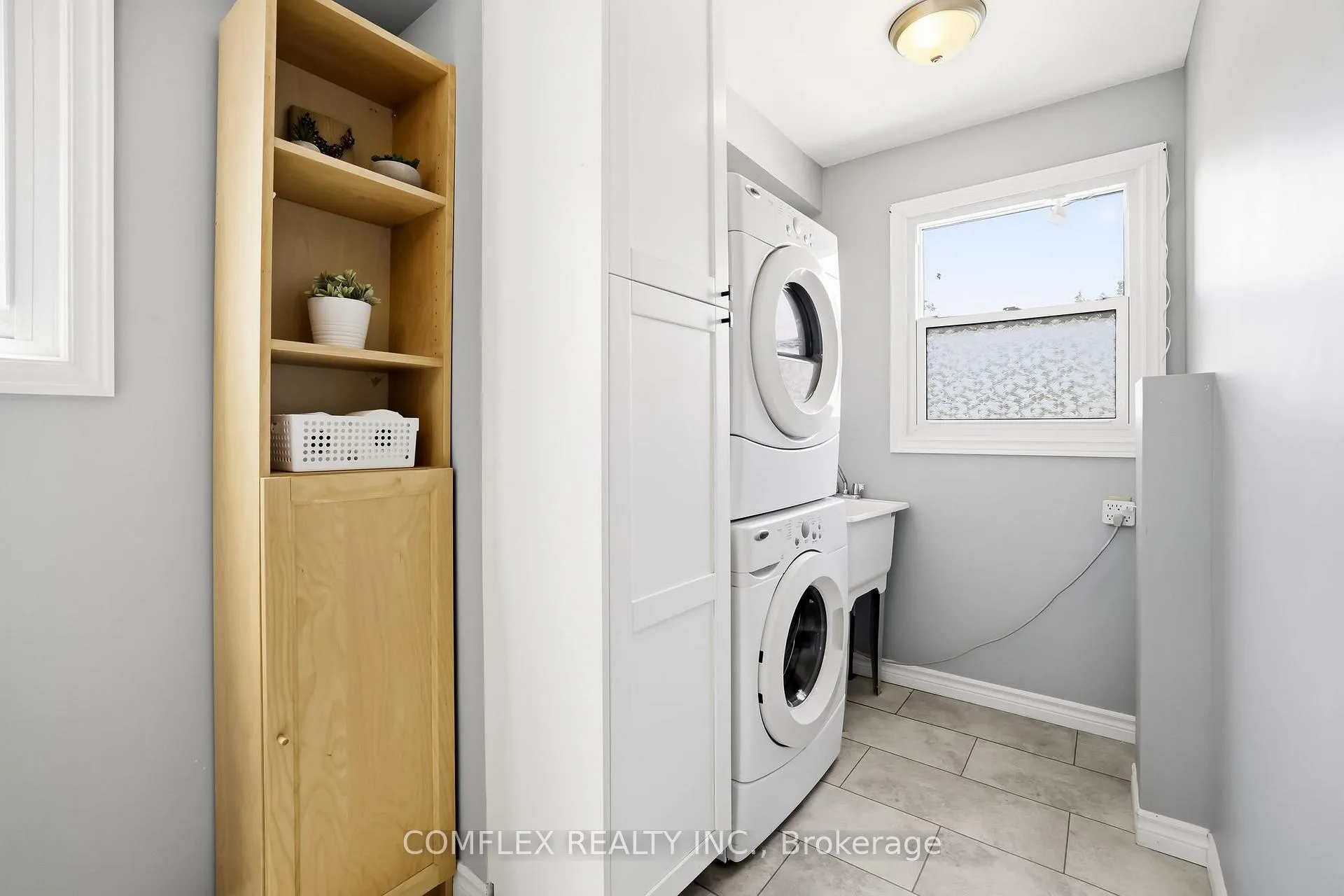 Photo 26 of 33 Broadlands Crescent, Clarington, Courtice — HOMEH
